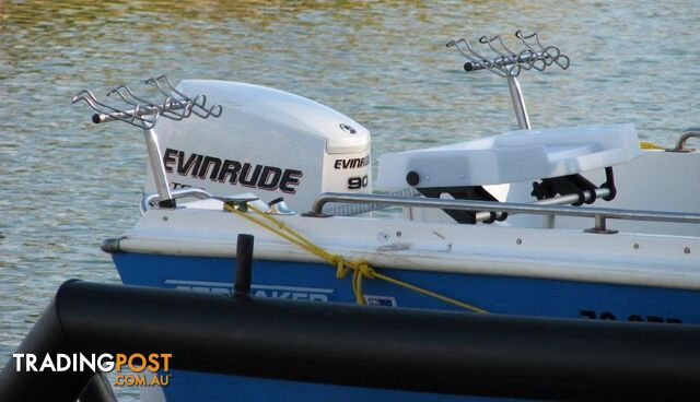 Streaker 5.02 Runabout/Evinrude ETEC Motor/Brooker Tandem Tilt Trailer