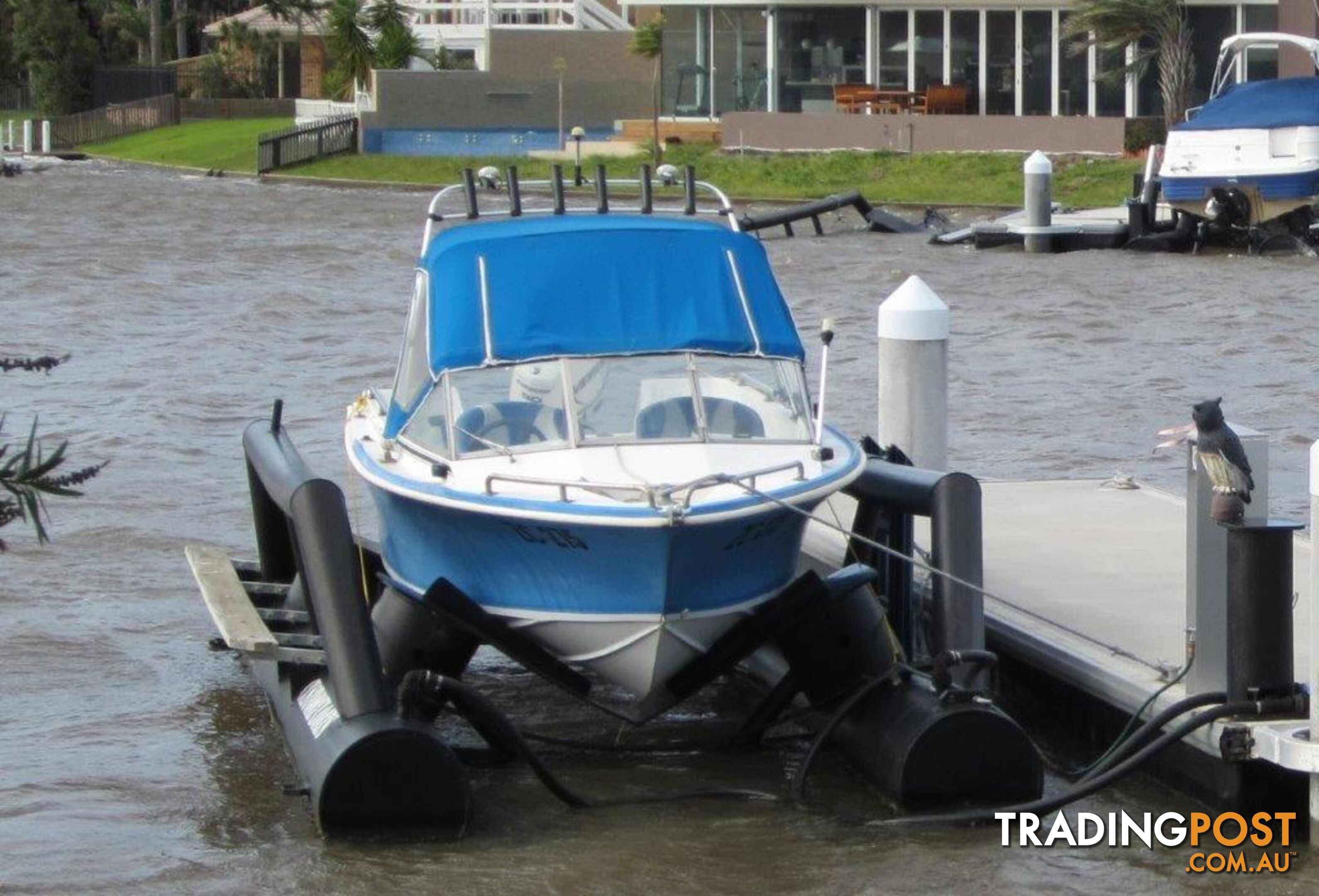 Streaker 5.02 Runabout/Evinrude ETEC Motor/Brooker Tandem Tilt Trailer