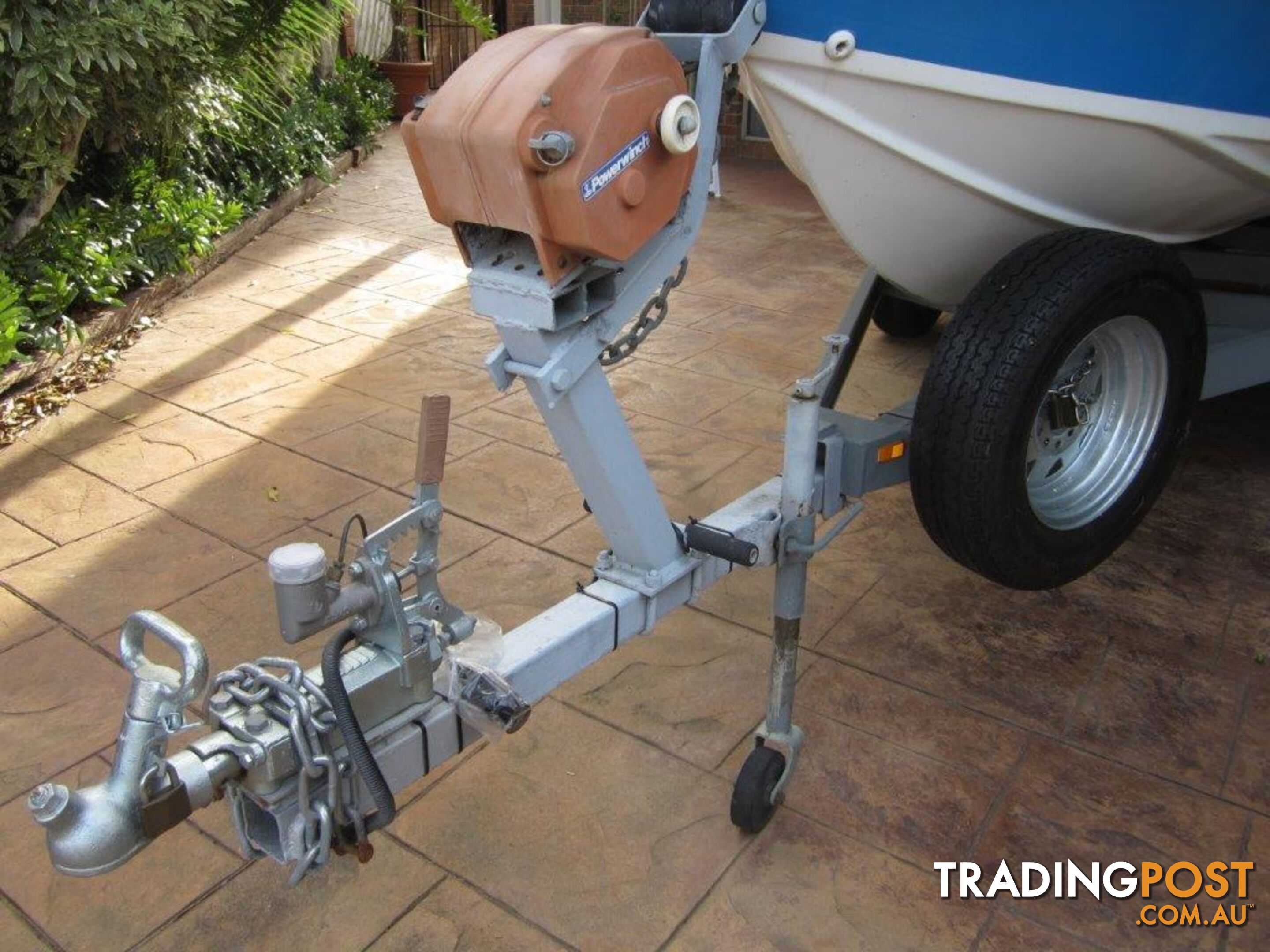 Streaker 5.02 Runabout/Evinrude ETEC Motor/Brooker Tandem Tilt Trailer