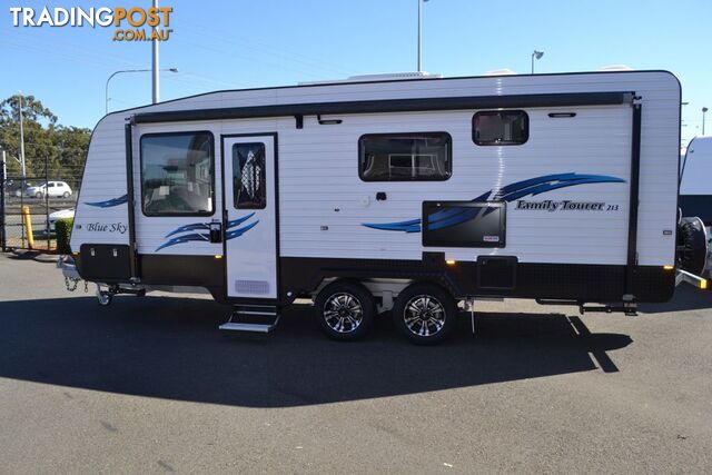 FAMILY TOURER - 21' 4" - photo 2 of 7