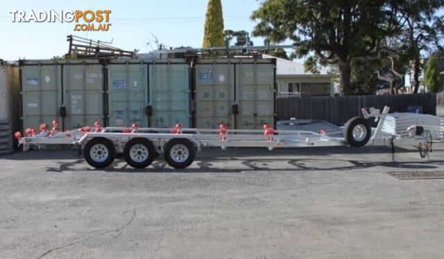 8M Tri-Axle Boat Trailer With Skids - photo 3 of 3