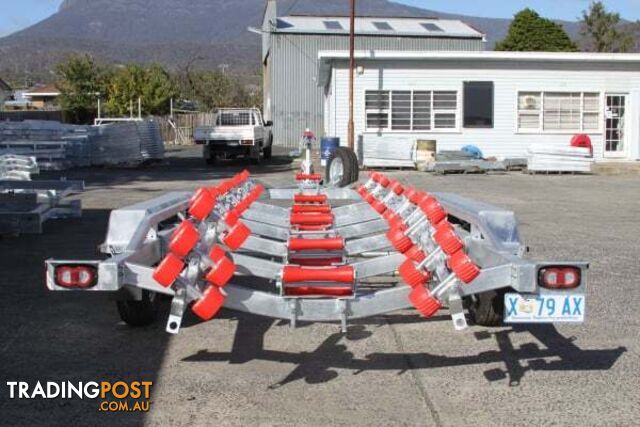 8M Tri-Axle Boat Trailer With Skids - photo 2 of 3