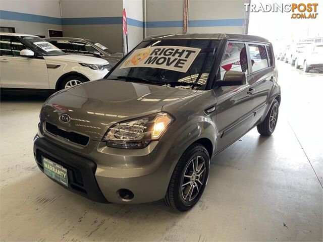 2011 KIA SOUL AMMY11 HATCHBACK - photo 3 of 15