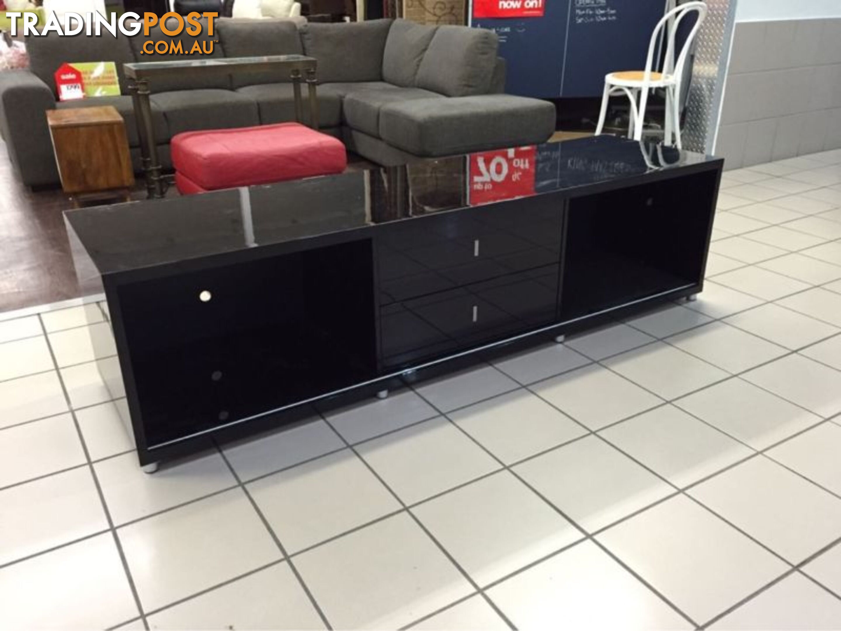 GLOSS BLACK TV UNIT 214CM