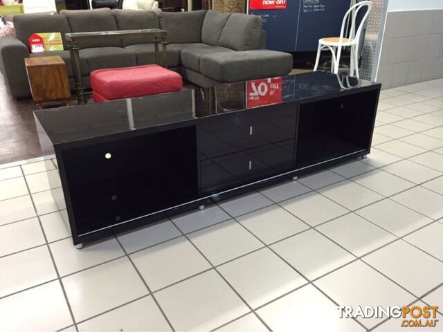 GLOSS BLACK TV UNIT 214CM