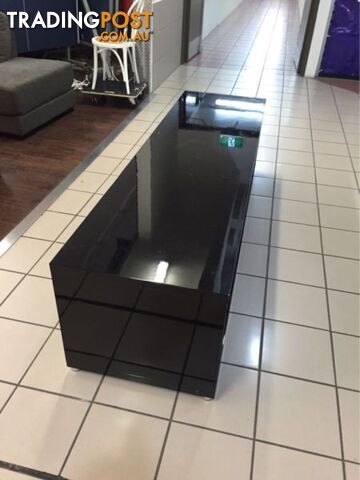 GLOSS BLACK TV UNIT 214CM