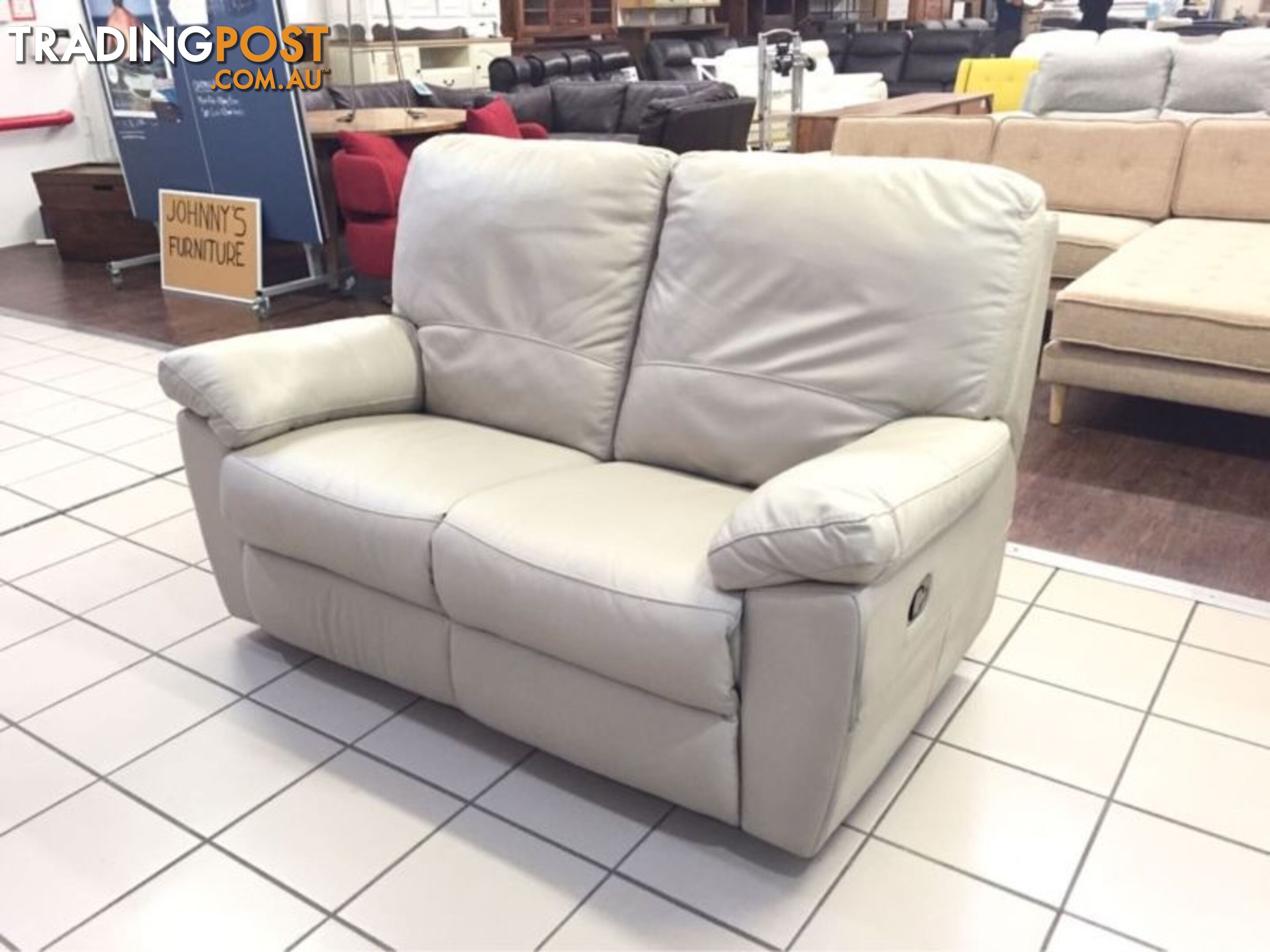 CLEARANCE 100% LEATHER 2 SEATER DUAL RECLINER