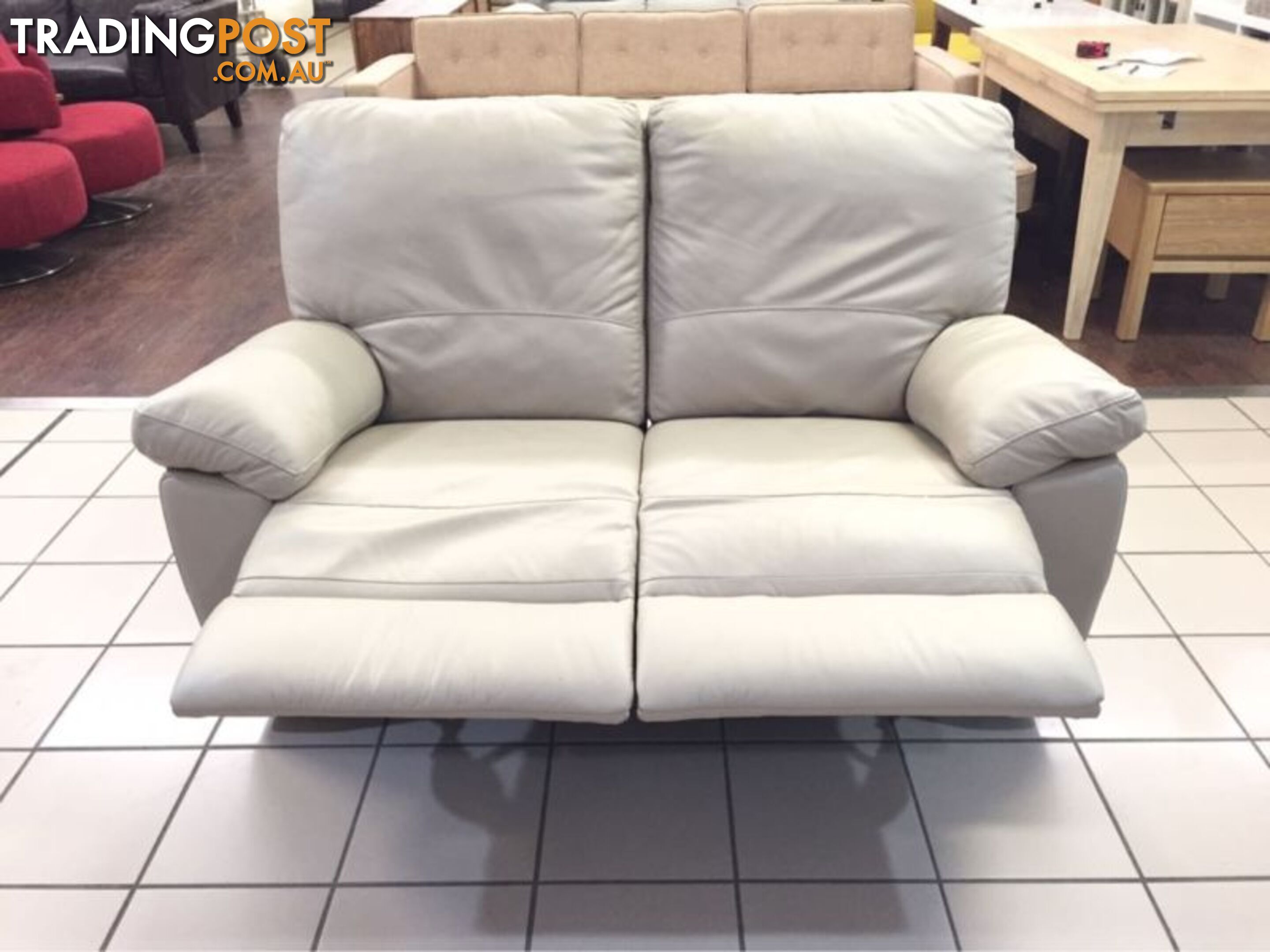 CLEARANCE 100% LEATHER 2 SEATER DUAL RECLINER