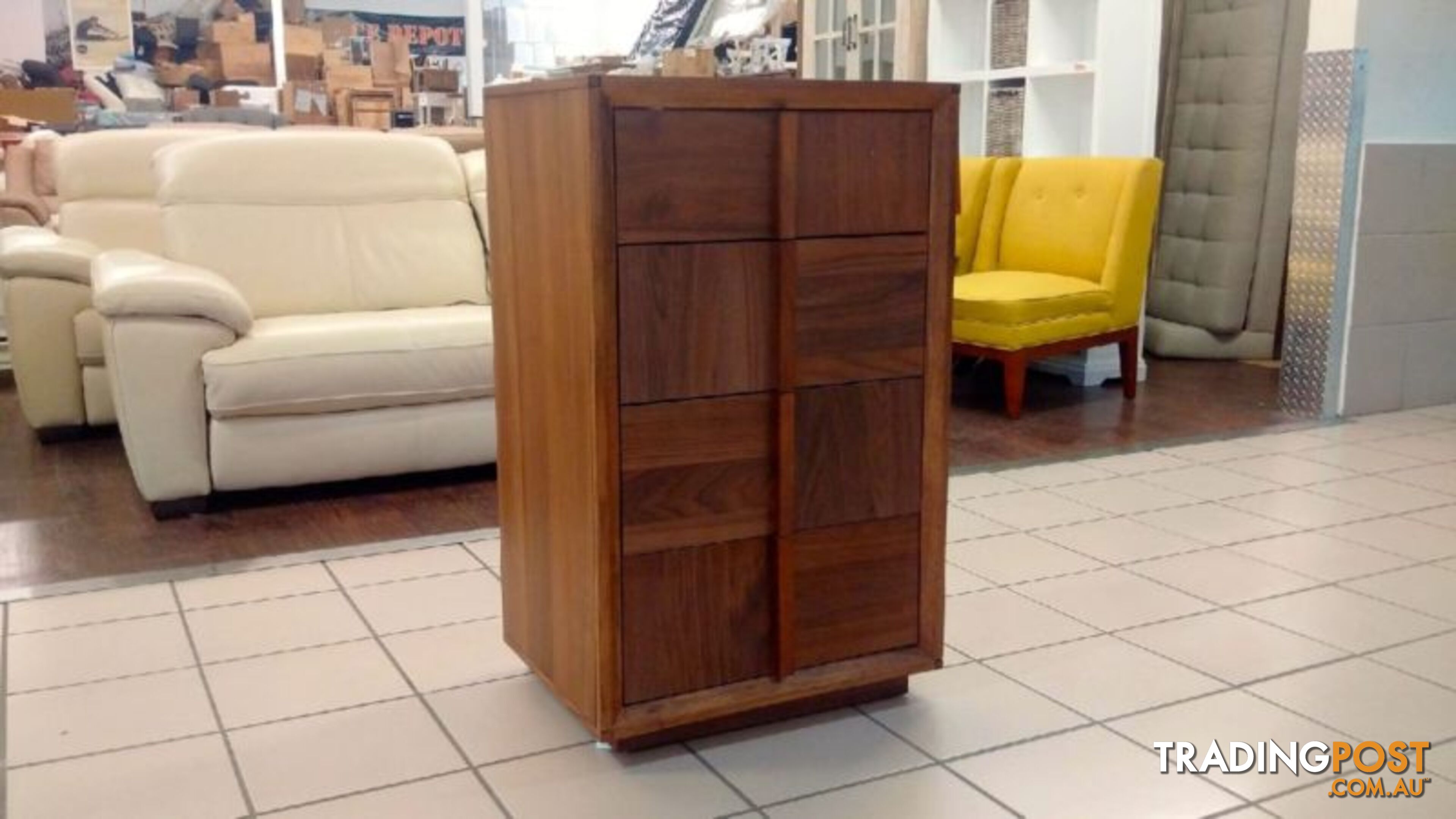 WALNUT 4 DRAWER TALLBOY