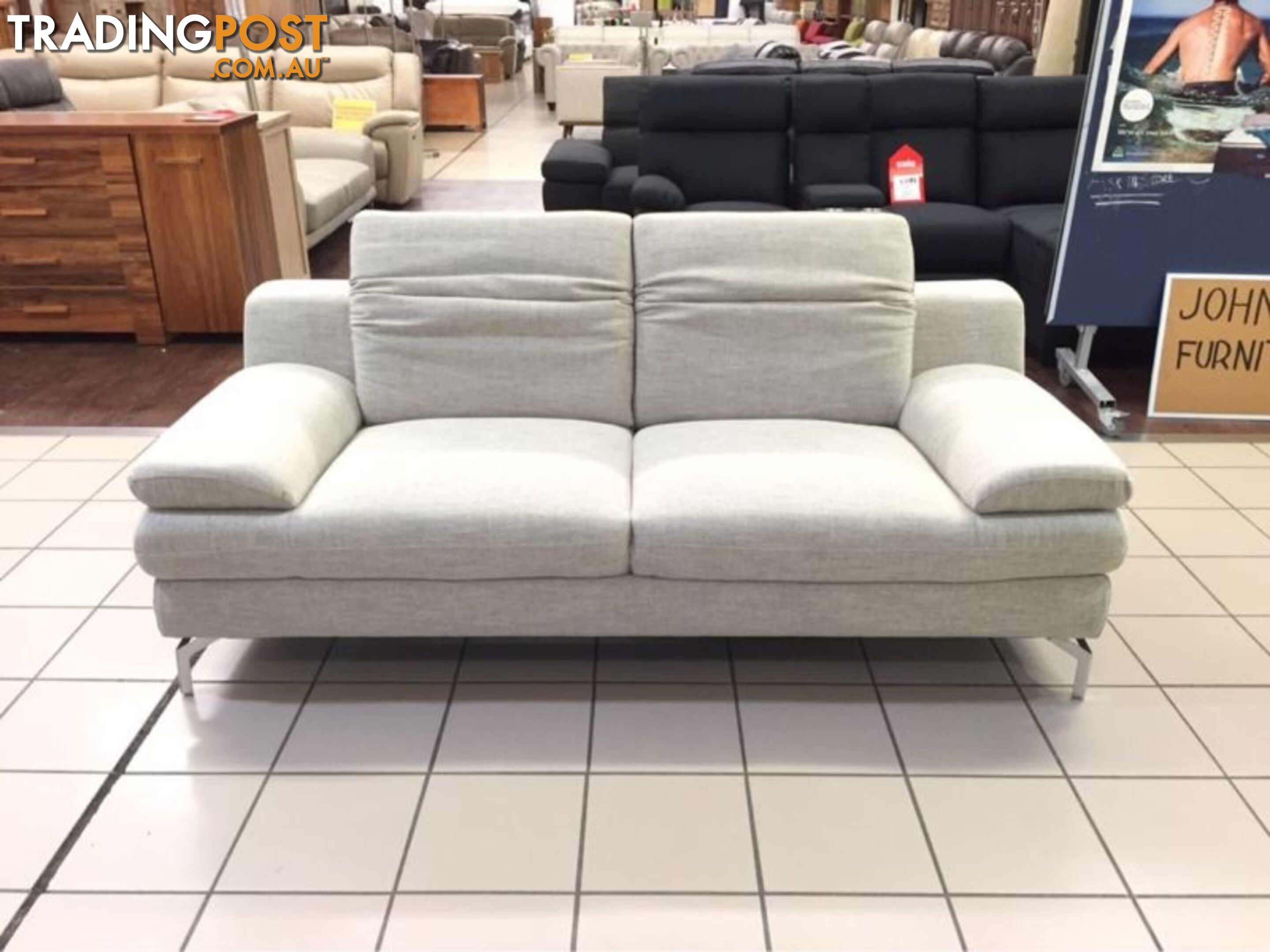 ERIC 2.5 SEATER SOFA WITH ADJUSTABLE HEADRESTS