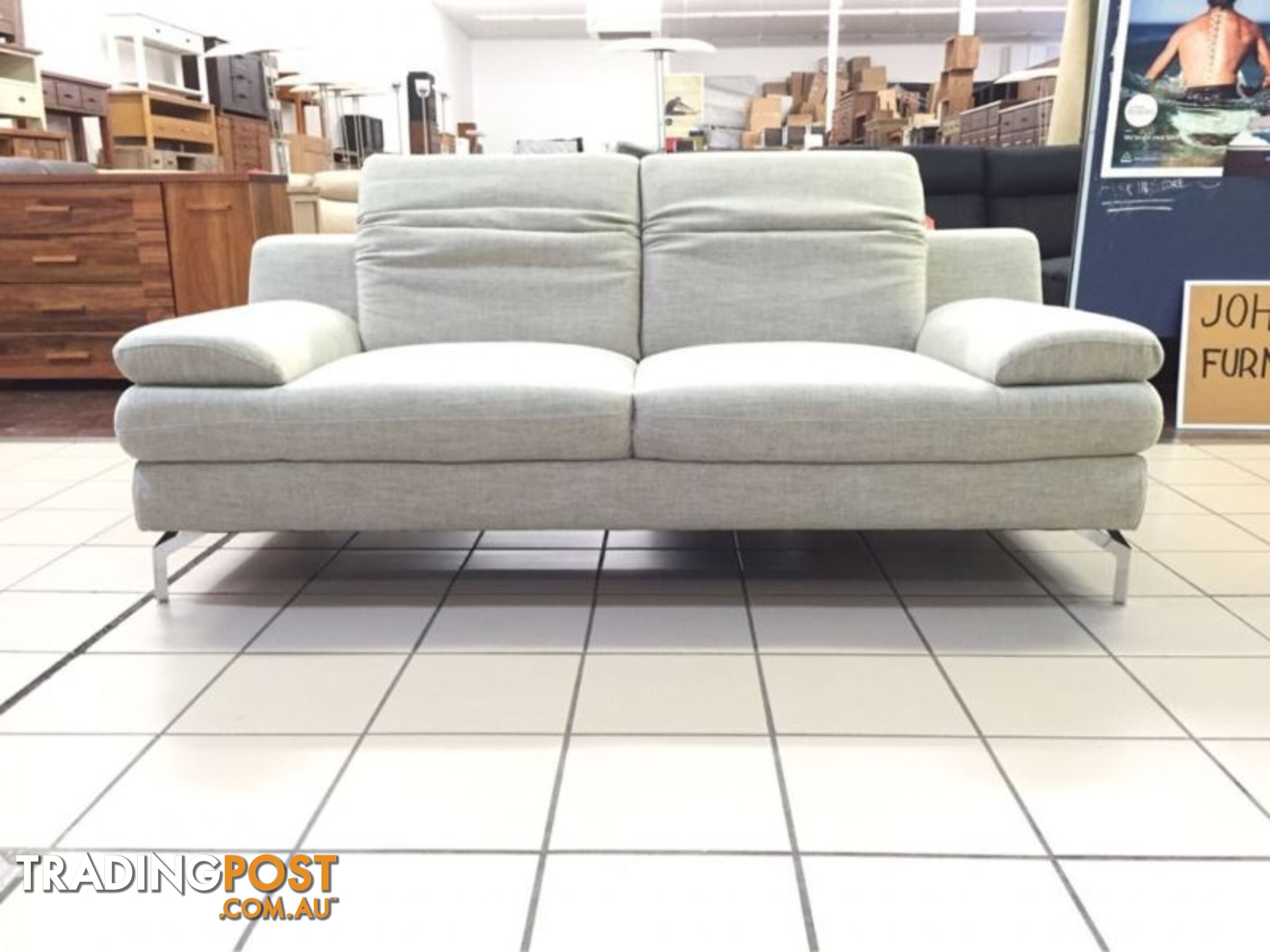 ERIC 2.5 SEATER SOFA WITH ADJUSTABLE HEADRESTS