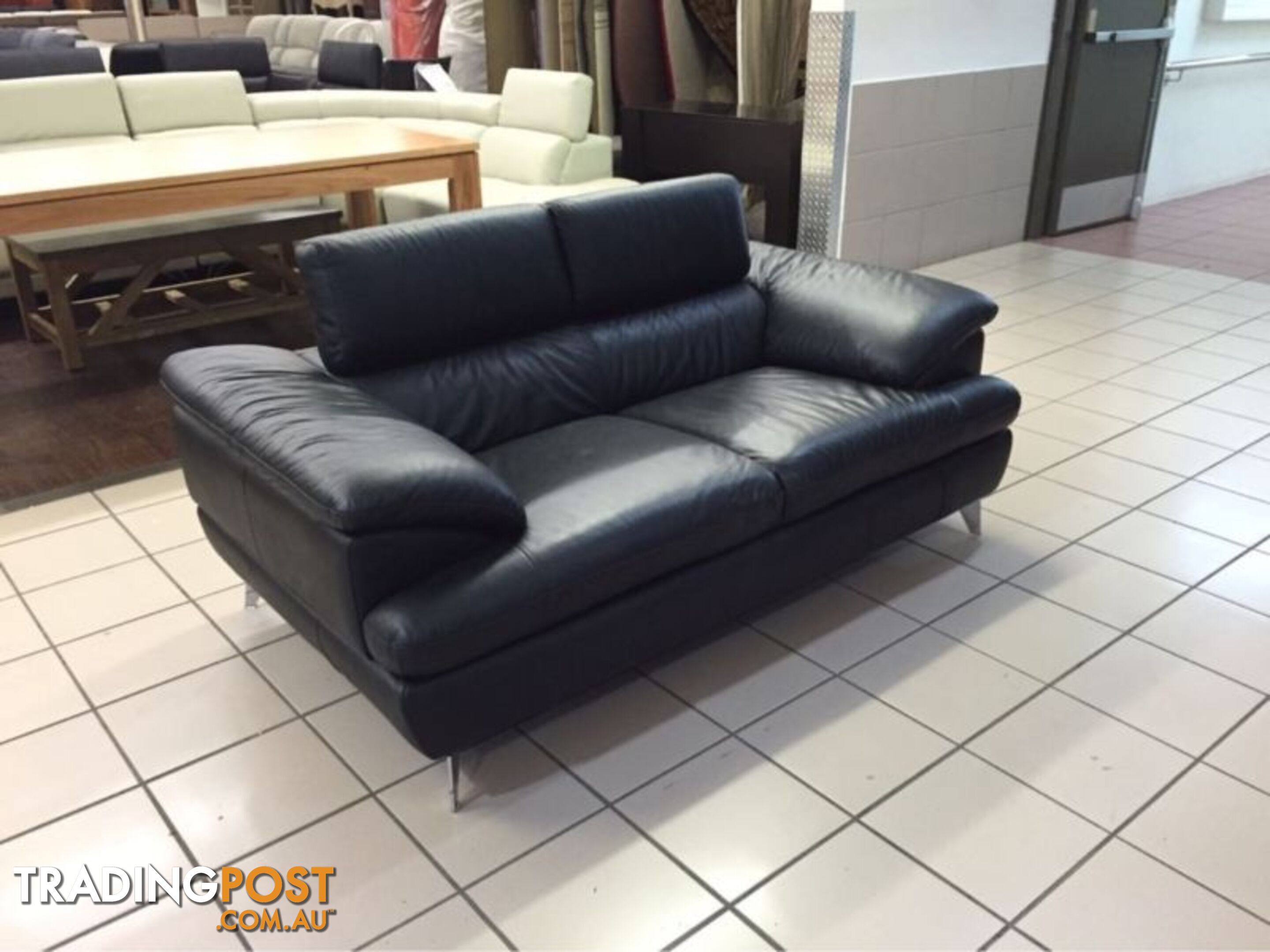 CLEARANCE 100% LEATHER - 2 SEATER W/ADJUSTABLE HEADRESTS (BLACK)