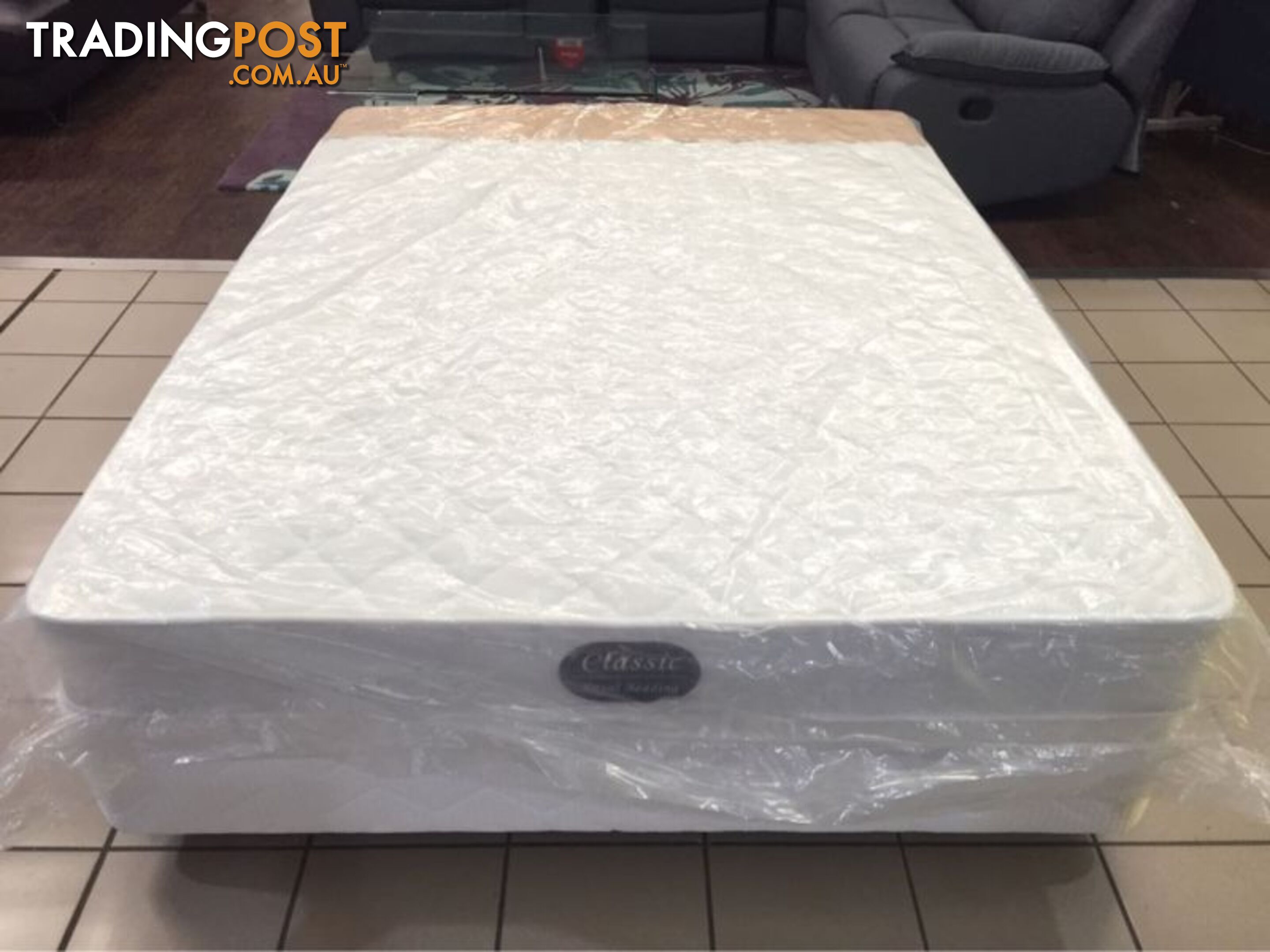 BRAND NEW QEEN MATTRESS