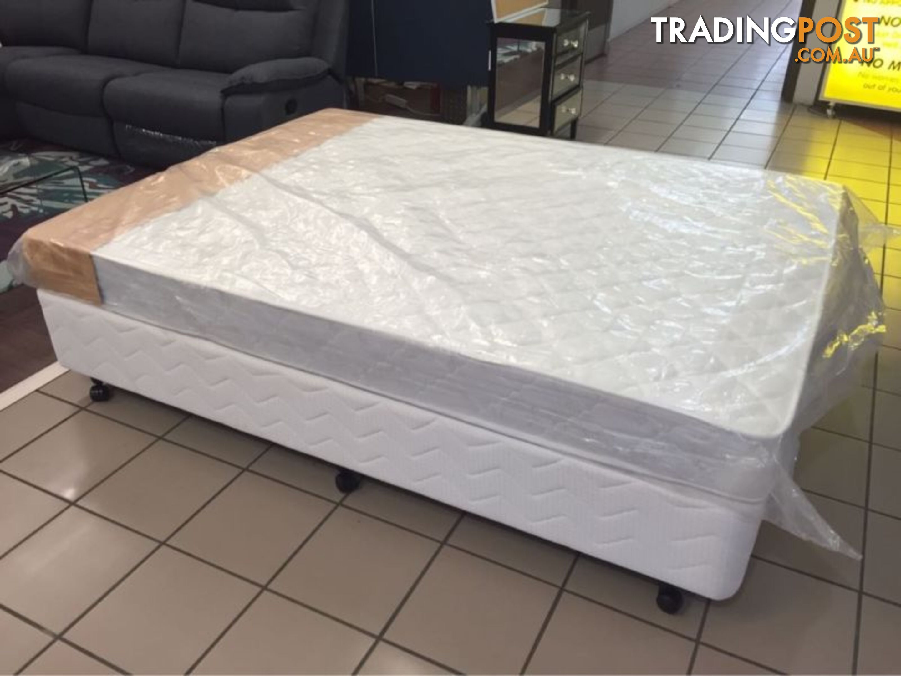 BRAND NEW QEEN MATTRESS