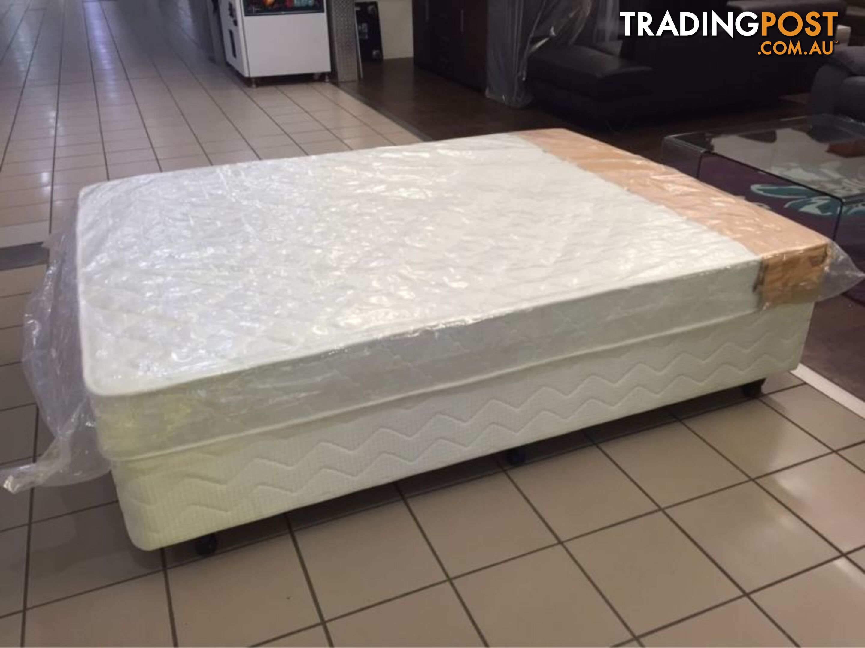 BRAND NEW QEEN MATTRESS