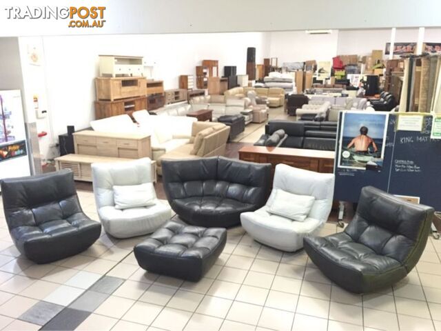 CLEARANCE 100% LEATHER SET 4 CHAIRS+CORNER+OTTOMAN + 2 CUSHIONS