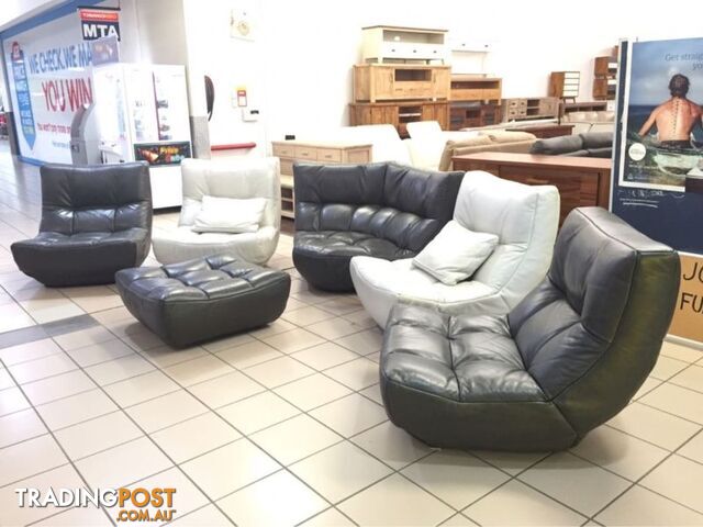 CLEARANCE 100% LEATHER SET 4 CHAIRS+CORNER+OTTOMAN + 2 CUSHIONS