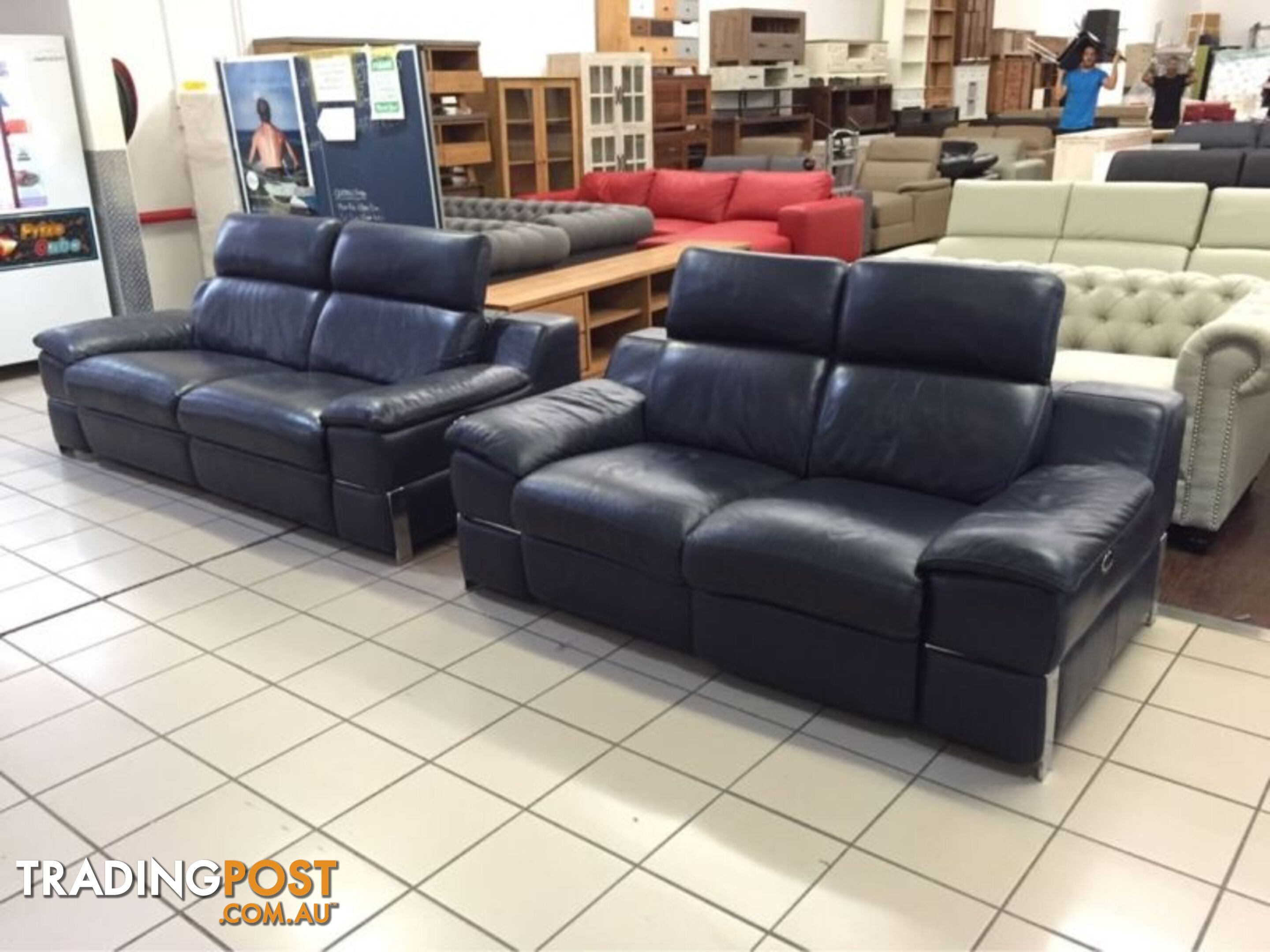 CLEARANCE 100% LEATHER 2.5 + 2 SEATER ELECTRIC RECLINER