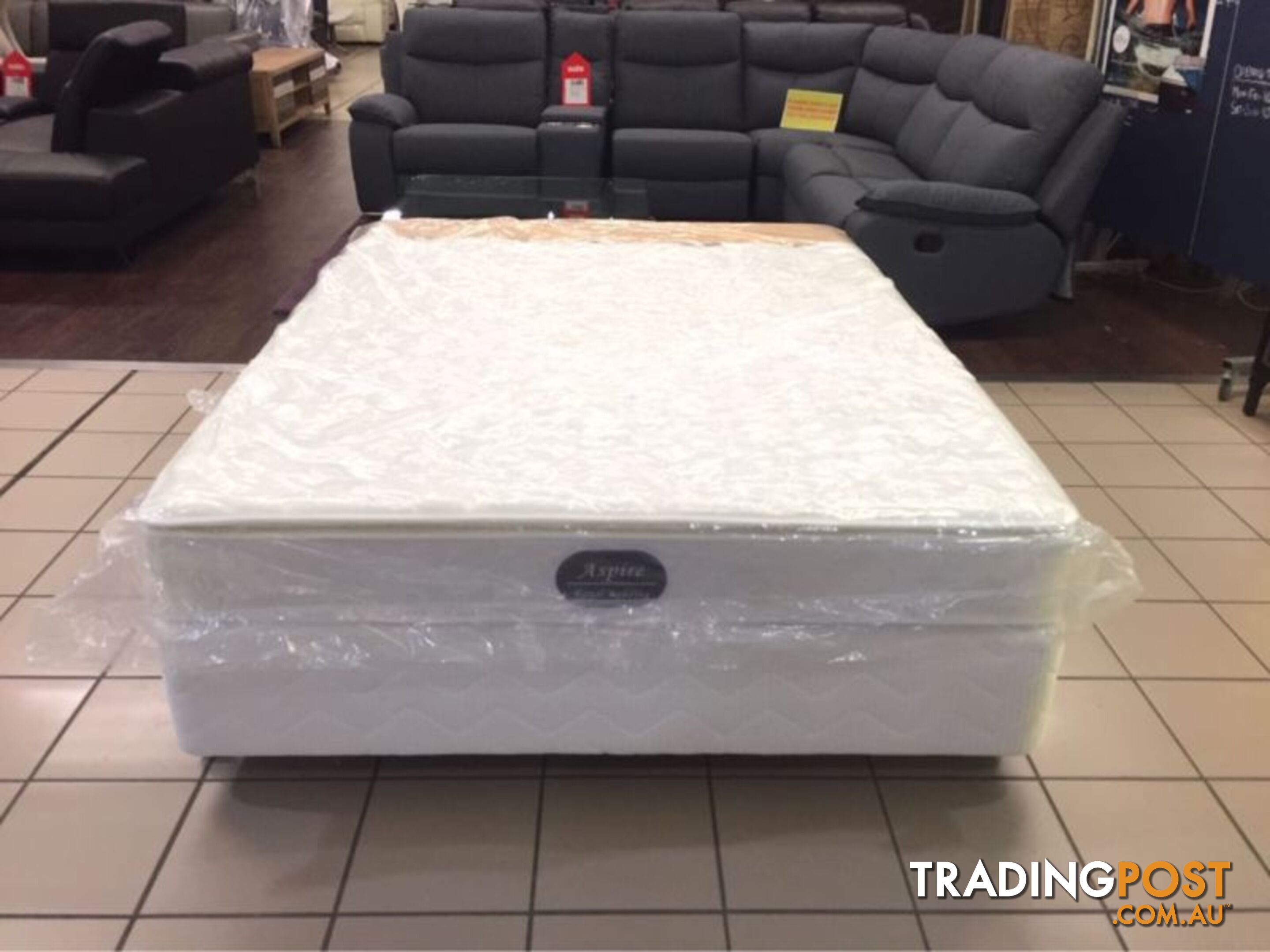 BRAND NEW QUEEN MATTRESS W/ PILLOW TOP