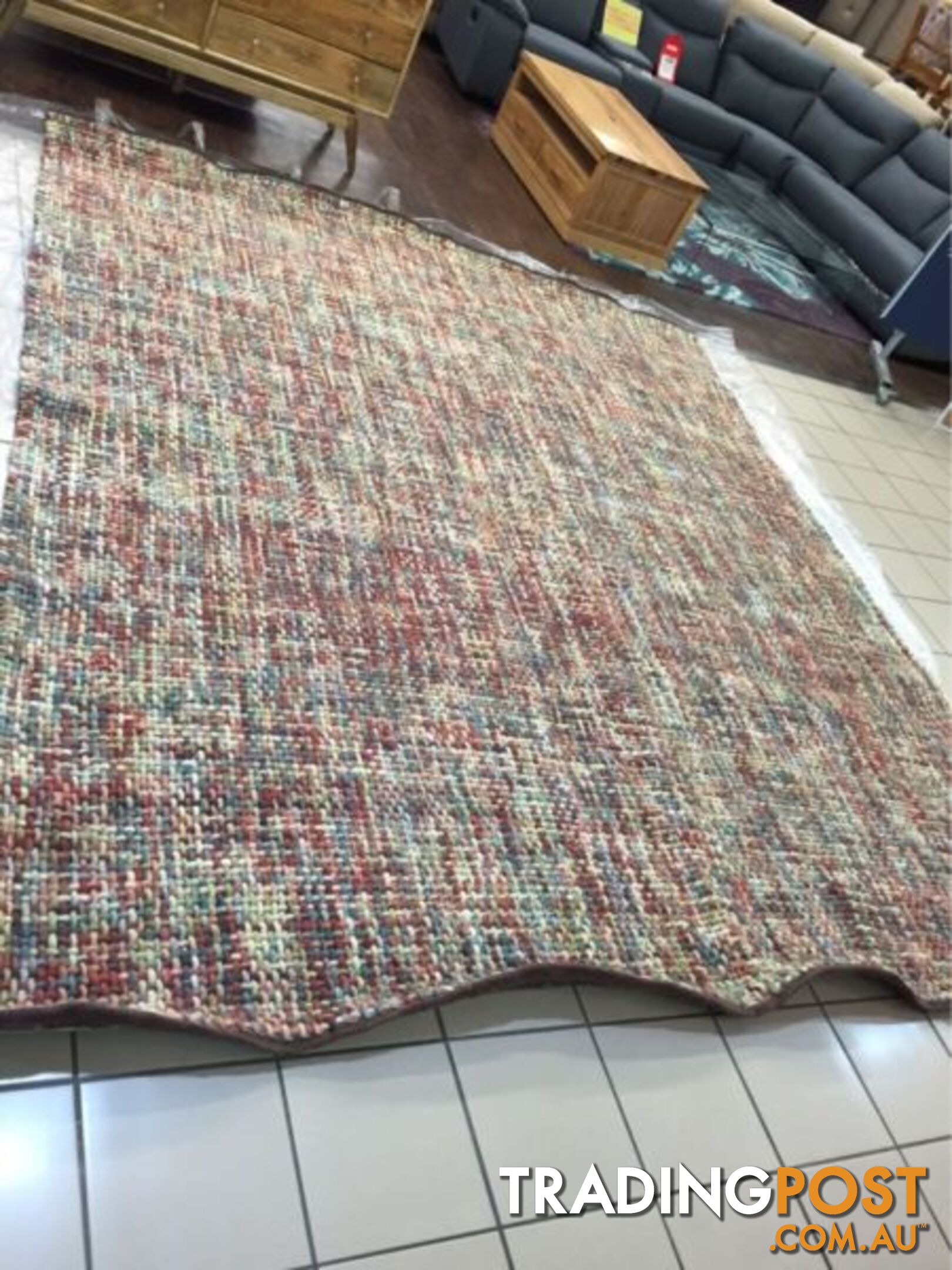 CLEARANCE 100% WOOL RUG 3.5 X 3 METRES