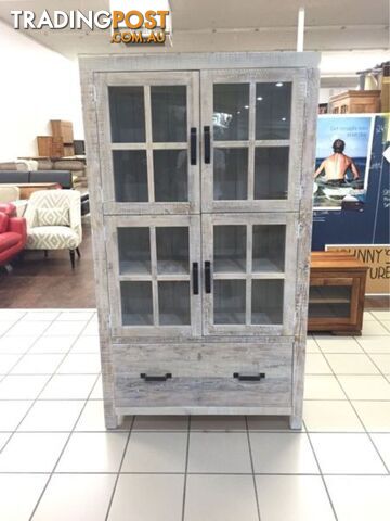 MIDDLETOWN DISPLAY CABINET WHITE WASH