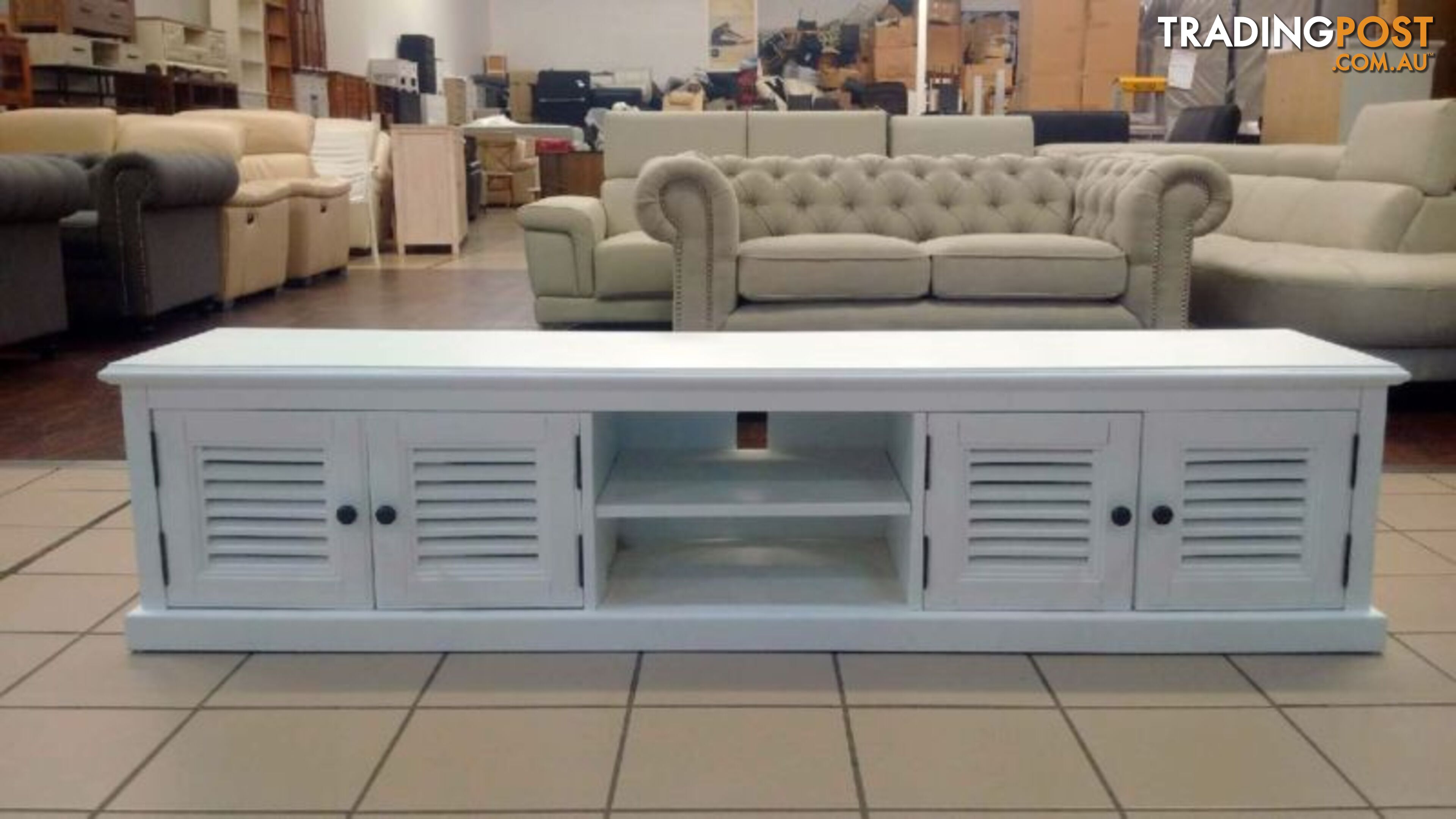 VERONA TV UNIT 4 DRAWER