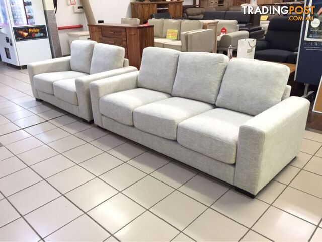 CLEARANCE - BOSTON 3 + 2 SEATER