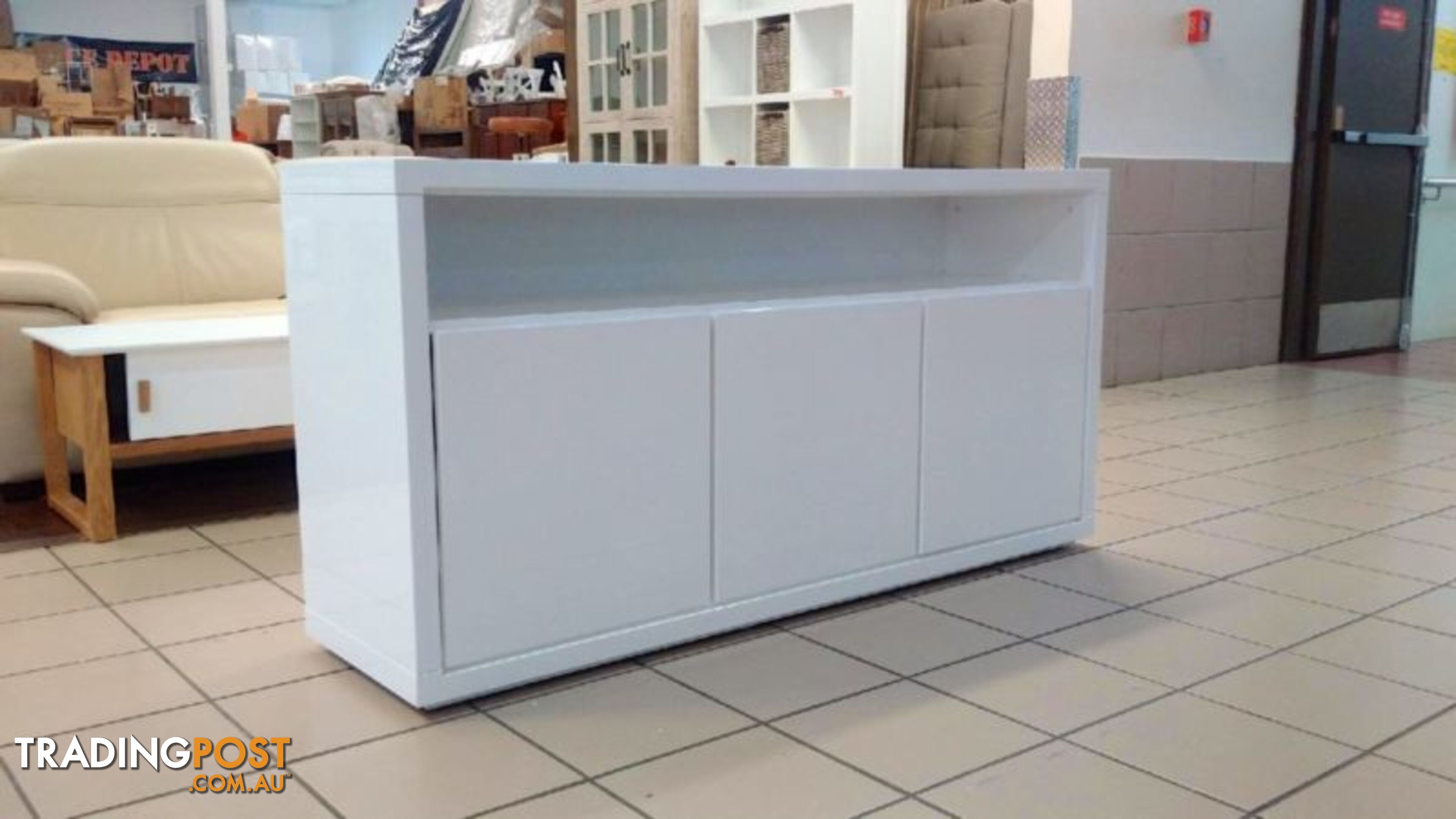 COLOGNE BUFFET WHITE GLOSS