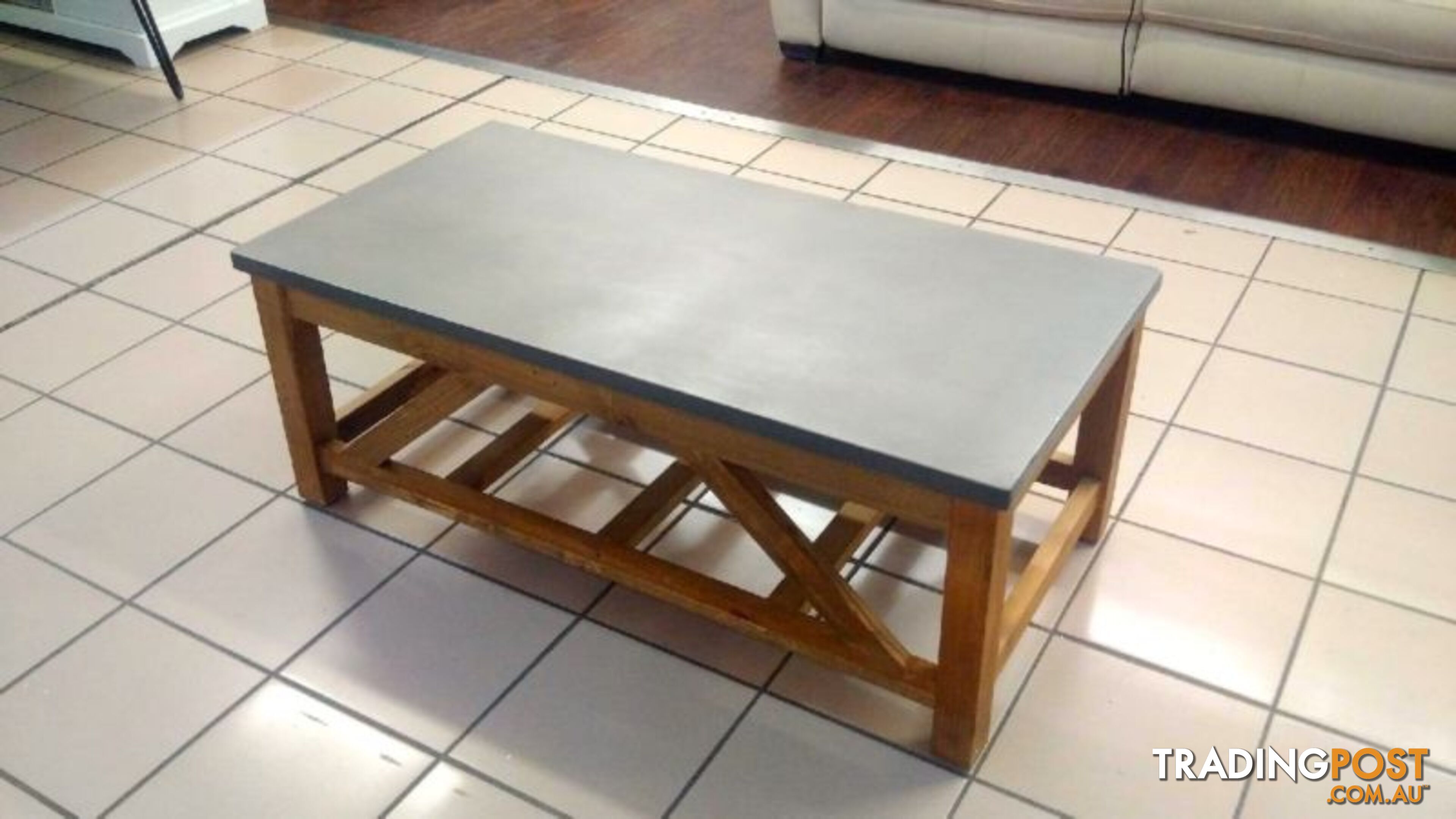 CONCRETE COFFEE TABLE