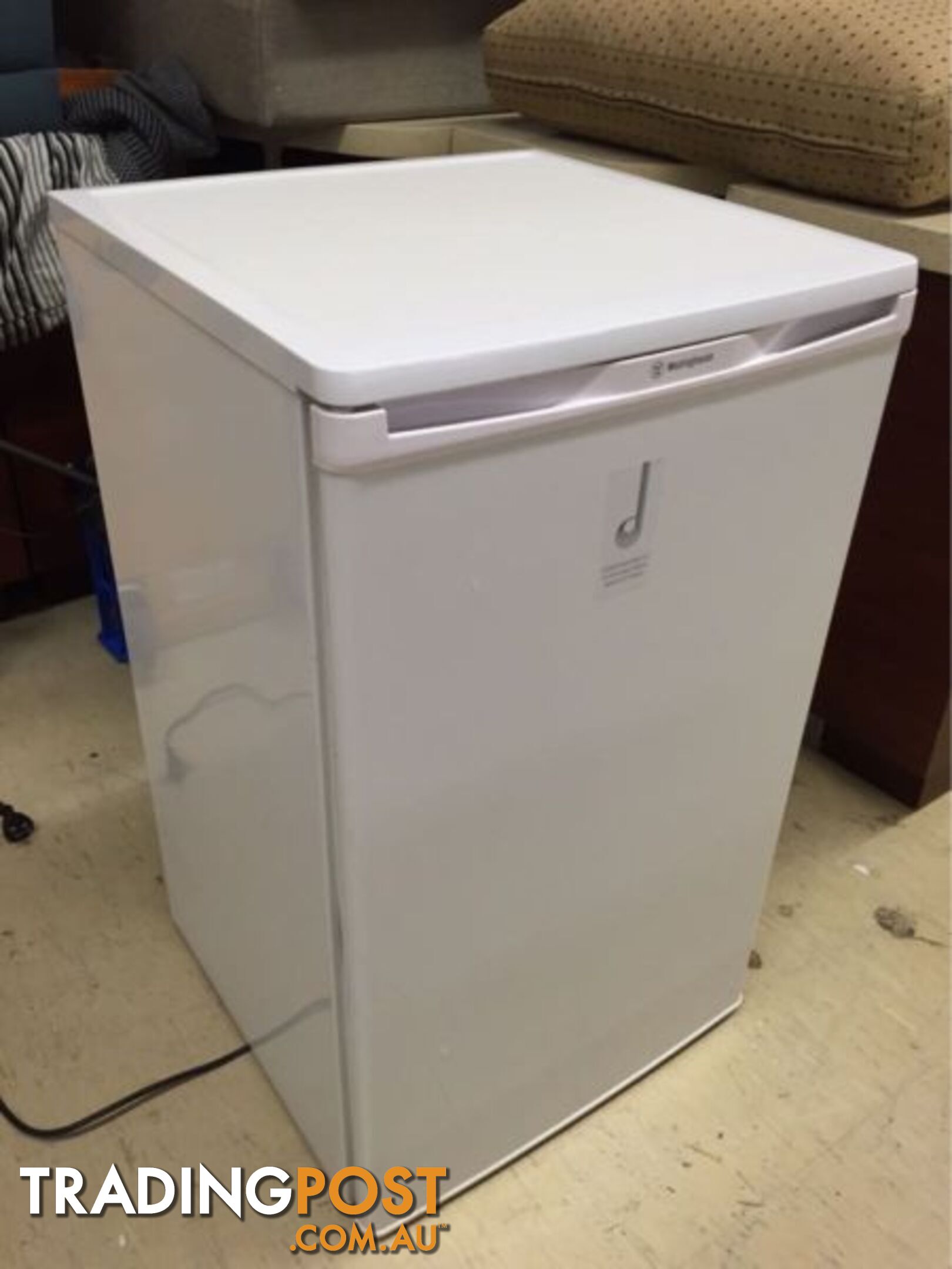 MINI FRIDGES FOR SALE (OVER 50 UNITS IN STOCK)