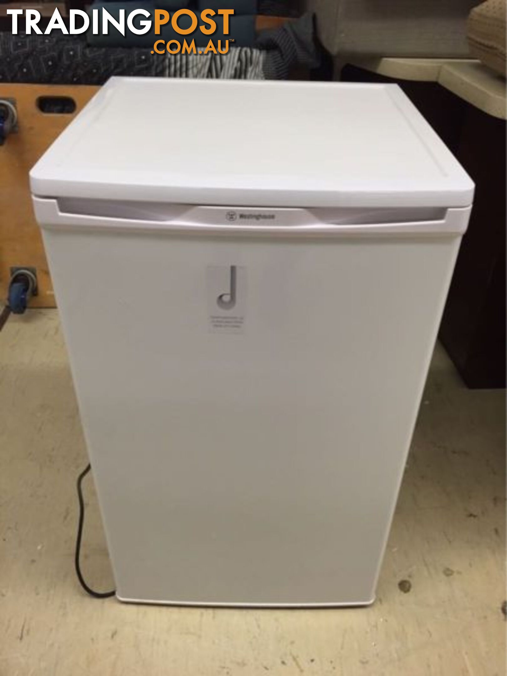 MINI FRIDGES FOR SALE (OVER 50 UNITS IN STOCK)