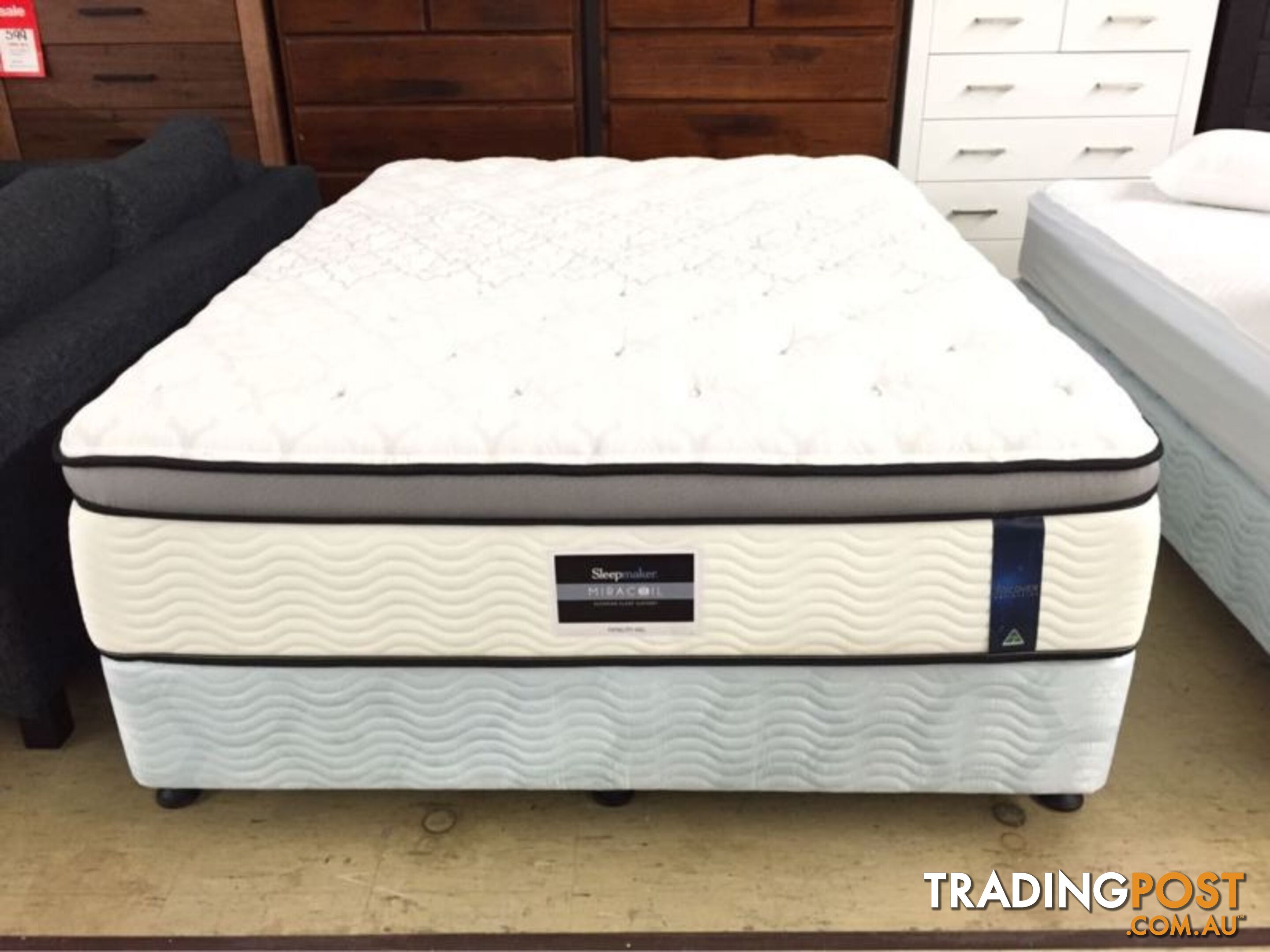 SLEEPMAKER MIRACOIL TOTALITY GEL QUEEN MATTRESS