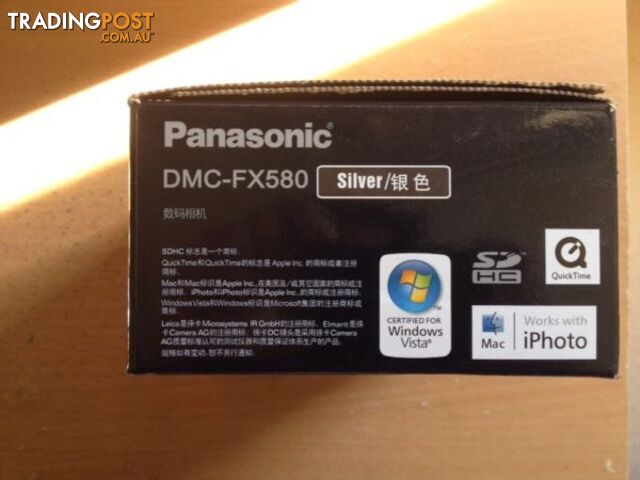 Panasonic FX580 LUMIX camera