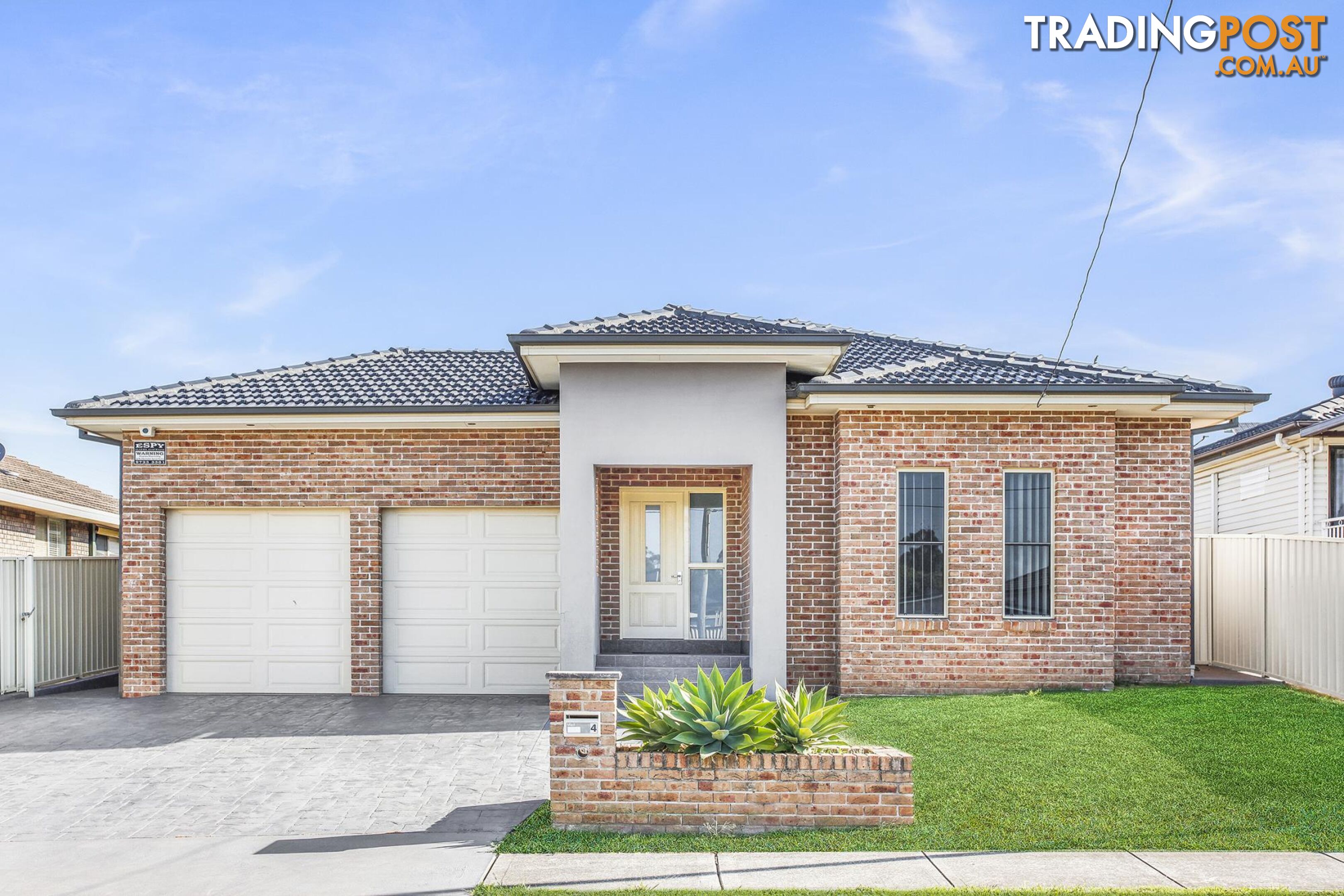 4 Nundle Street SMITHFIELD NSW 2164