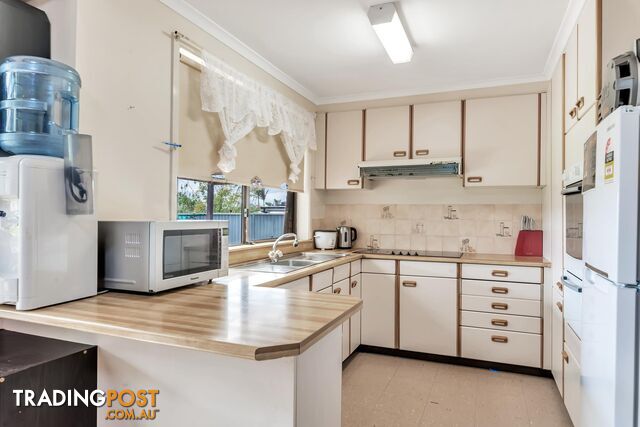 12 Penfold Place EDENSOR PARK NSW 2176