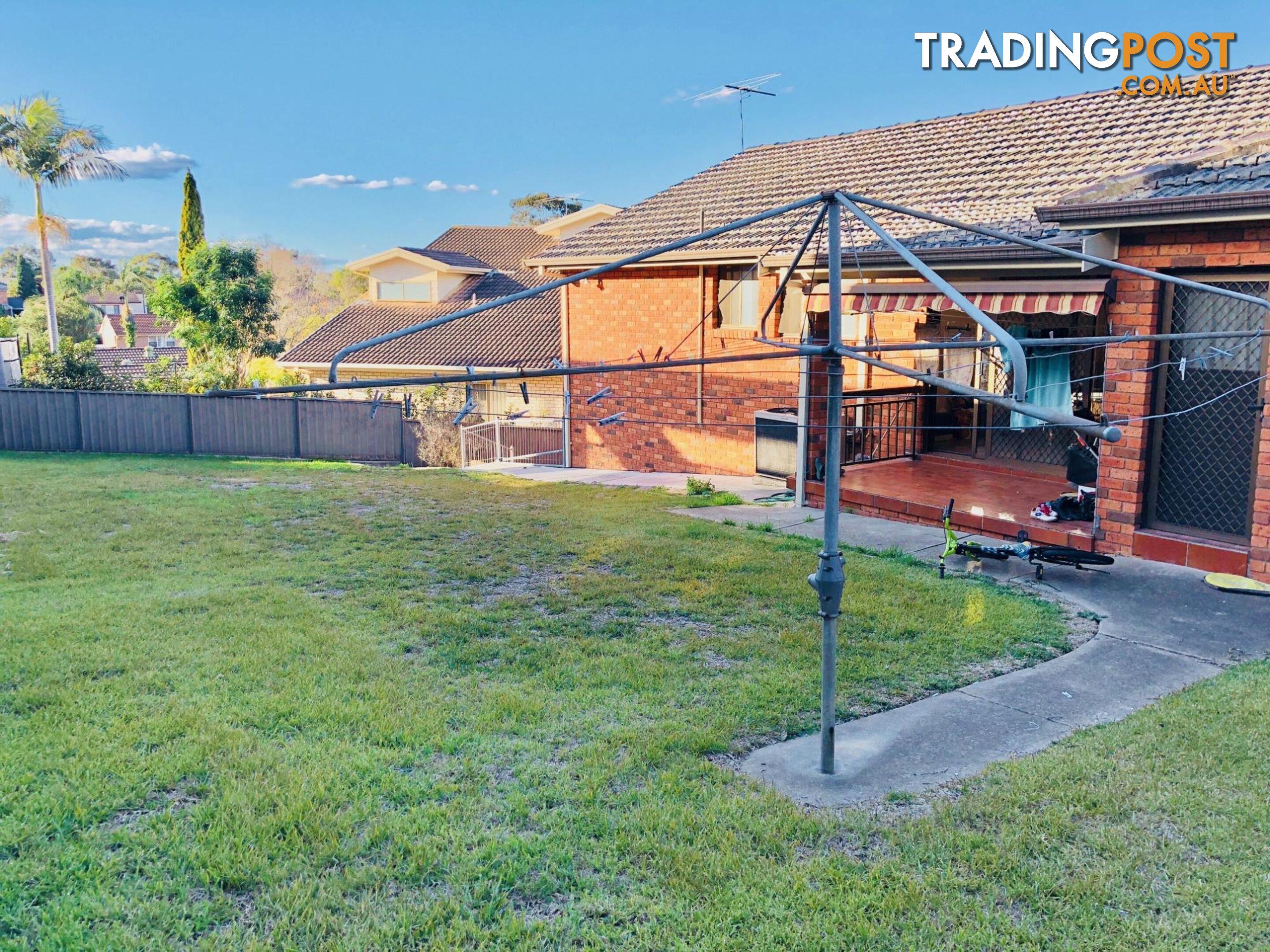 2 Avalon Close BOSSLEY PARK NSW 2176