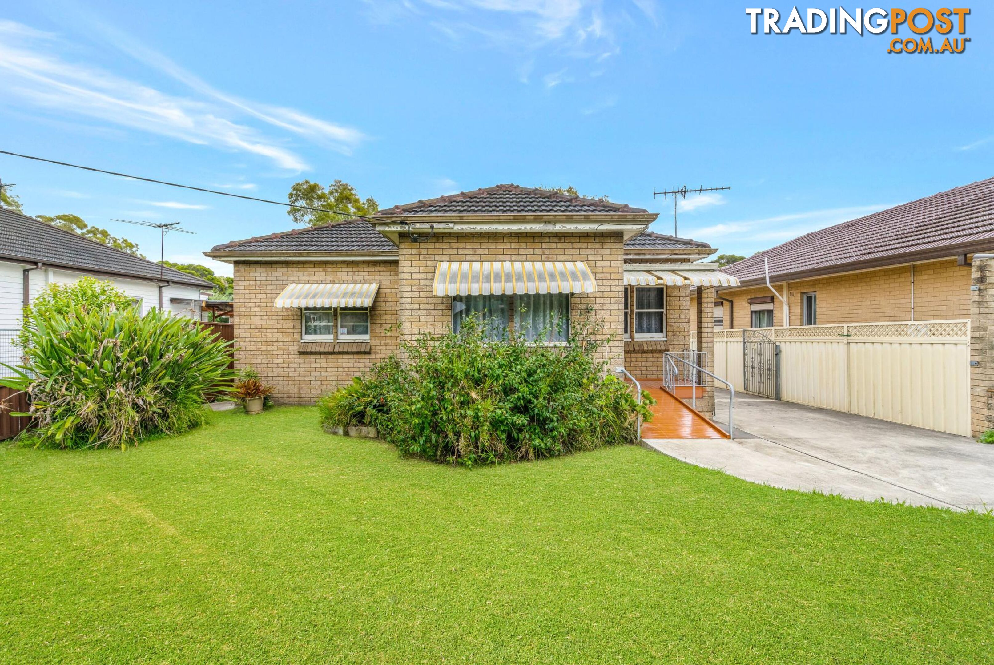 64 Oxford Street SMITHFIELD NSW 2164