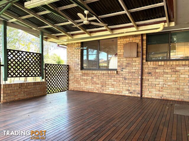 5 Gympie Place WAKELEY NSW 2176