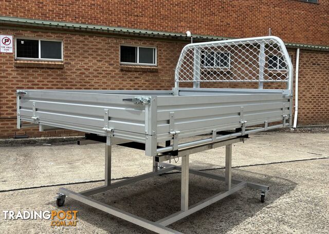 T1 SINGLE CAB FULL TRAY 2400MM L - photo 2 of 6