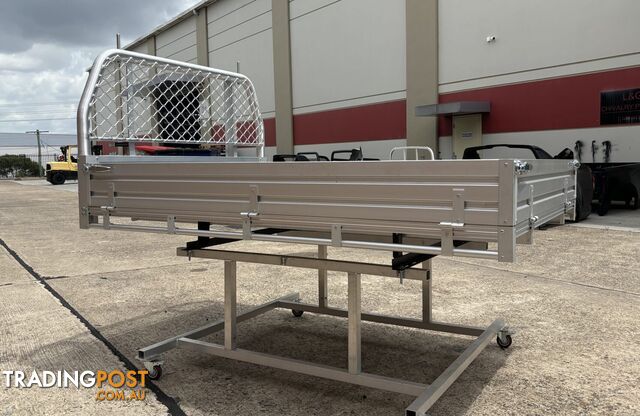 T1 SINGLE CAB FULL TRAY 2400MM L - photo 3 of 6
