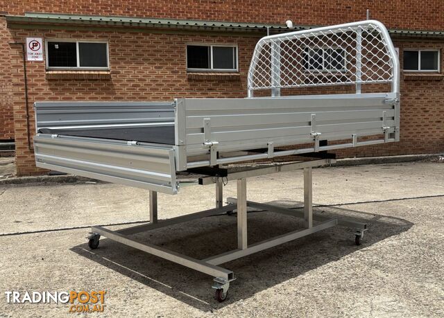 T1 SINGLE CAB FULL TRAY 2400MM L