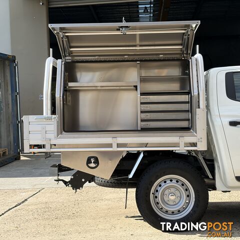 T1 1800 DUAL CAB FULL TRAY WITH 2 1500MML TOOLBOXES - photo 2 of 16