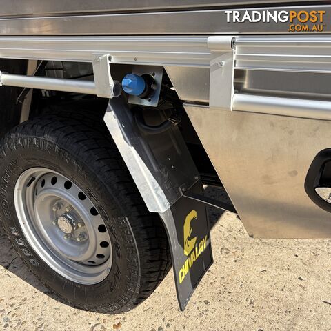 T1 2600 SINGLE CAB FULL TRAY WITH 2400MML TOOLBOXES - photo 3 of 5