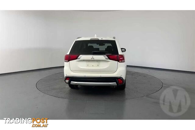 2017 MITSUBISHI OUTLANDER LS SAFETY PACK ZK SUV - photo 3 of 11