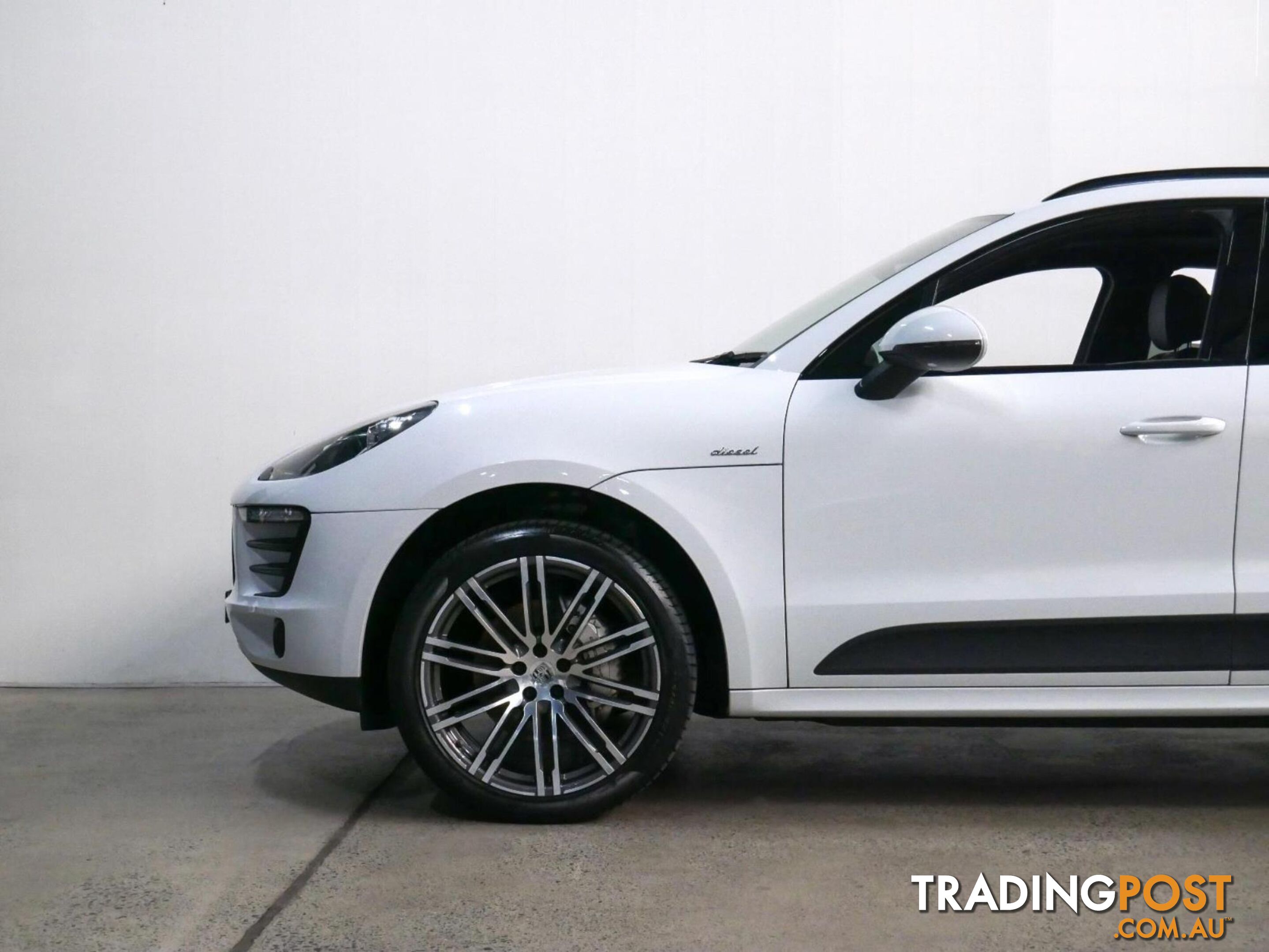 2016 PORSCHE MACAN SDIESEL MY17 4D WAGON