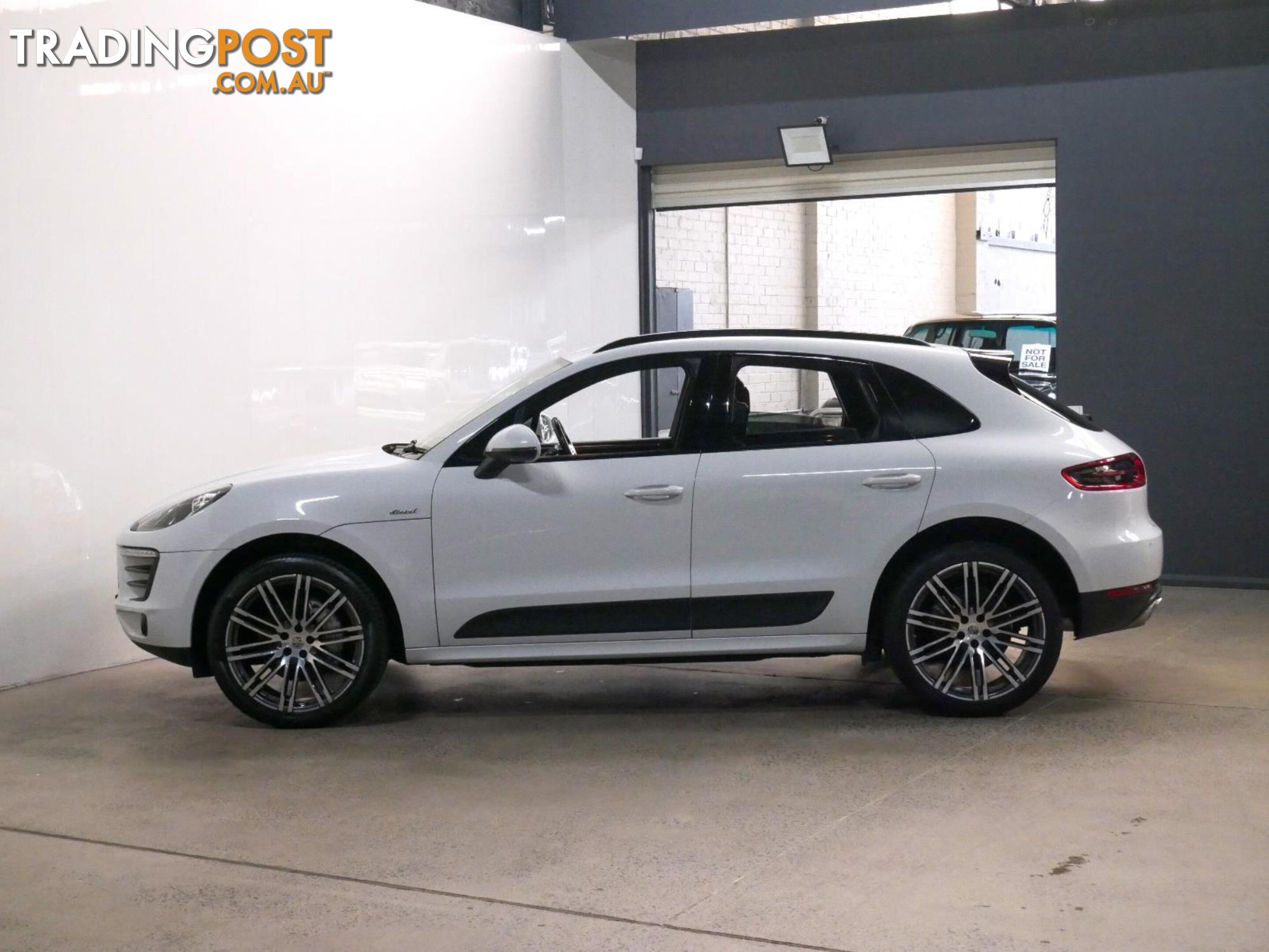 2016 PORSCHE MACAN SDIESEL MY17 4D WAGON