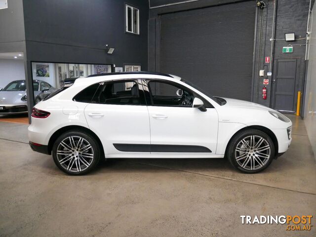 2016 PORSCHE MACAN SDIESEL MY17 4D WAGON