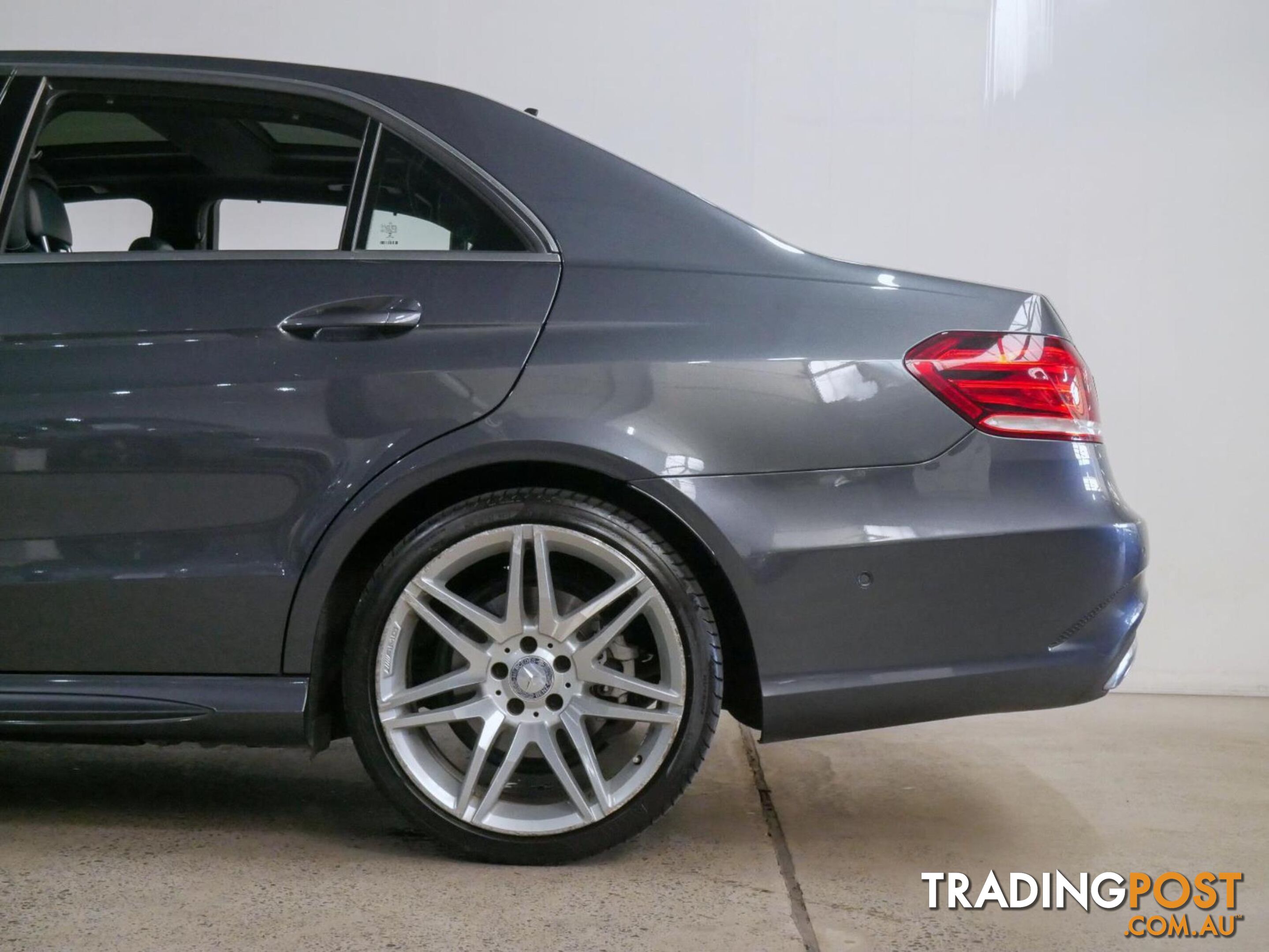 2014 MERCEDES-BENZ E200  212MY14 4D SEDAN