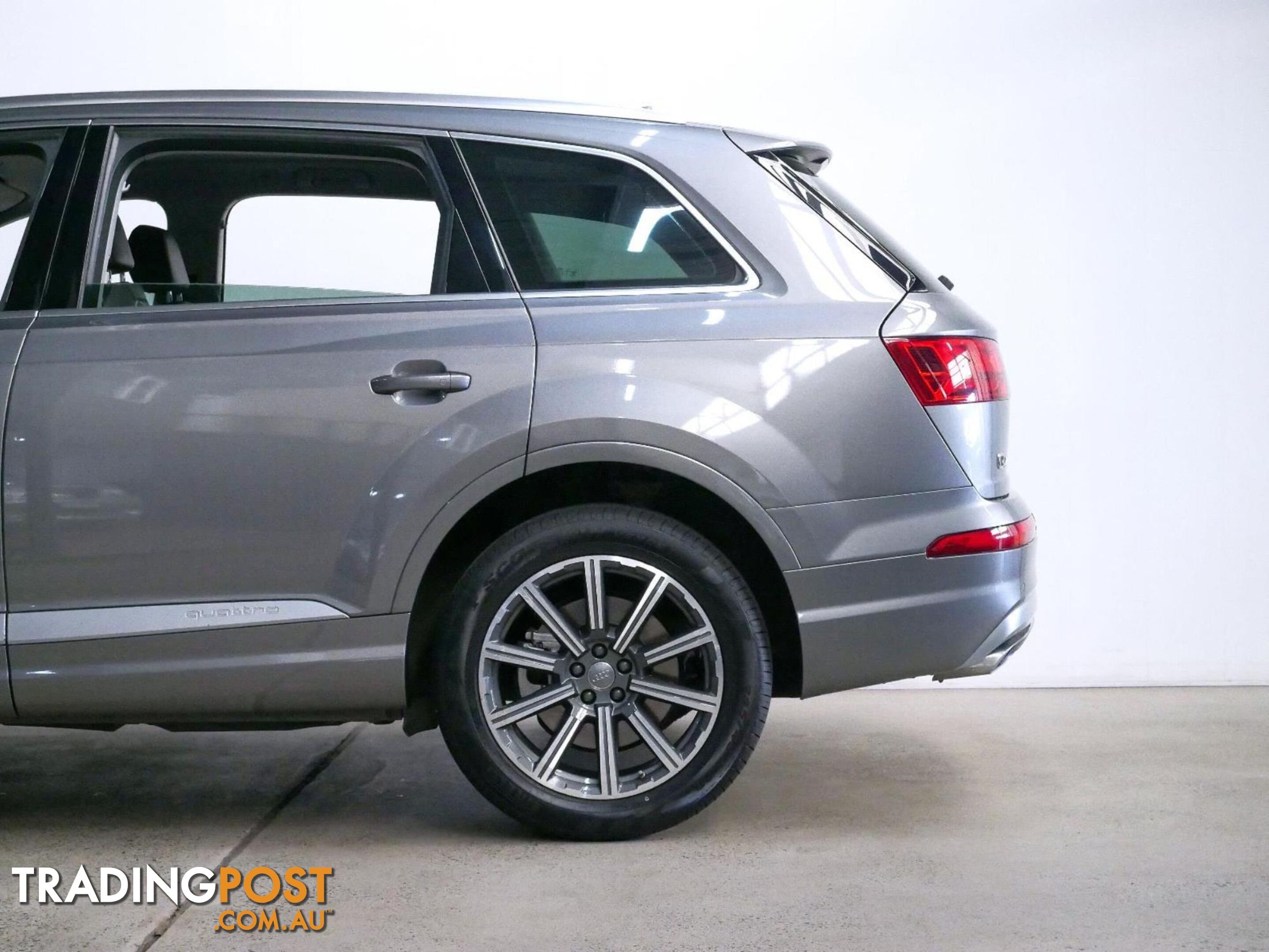 2016 AUDI Q7 3,0TDIQUATTRO(160KW) 4MMY17 4D WAGON