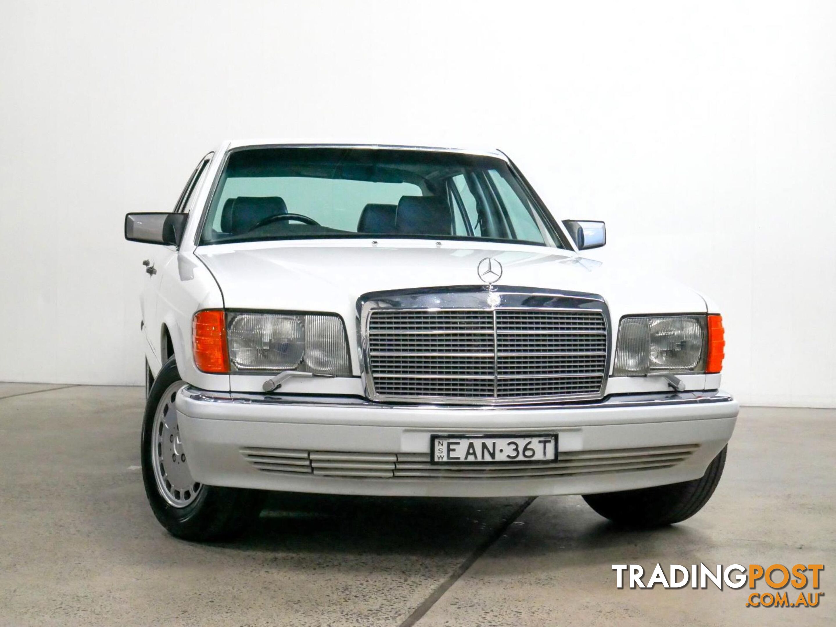 1989 MERCEDES-BENZ 420 SEL  4D SEDAN